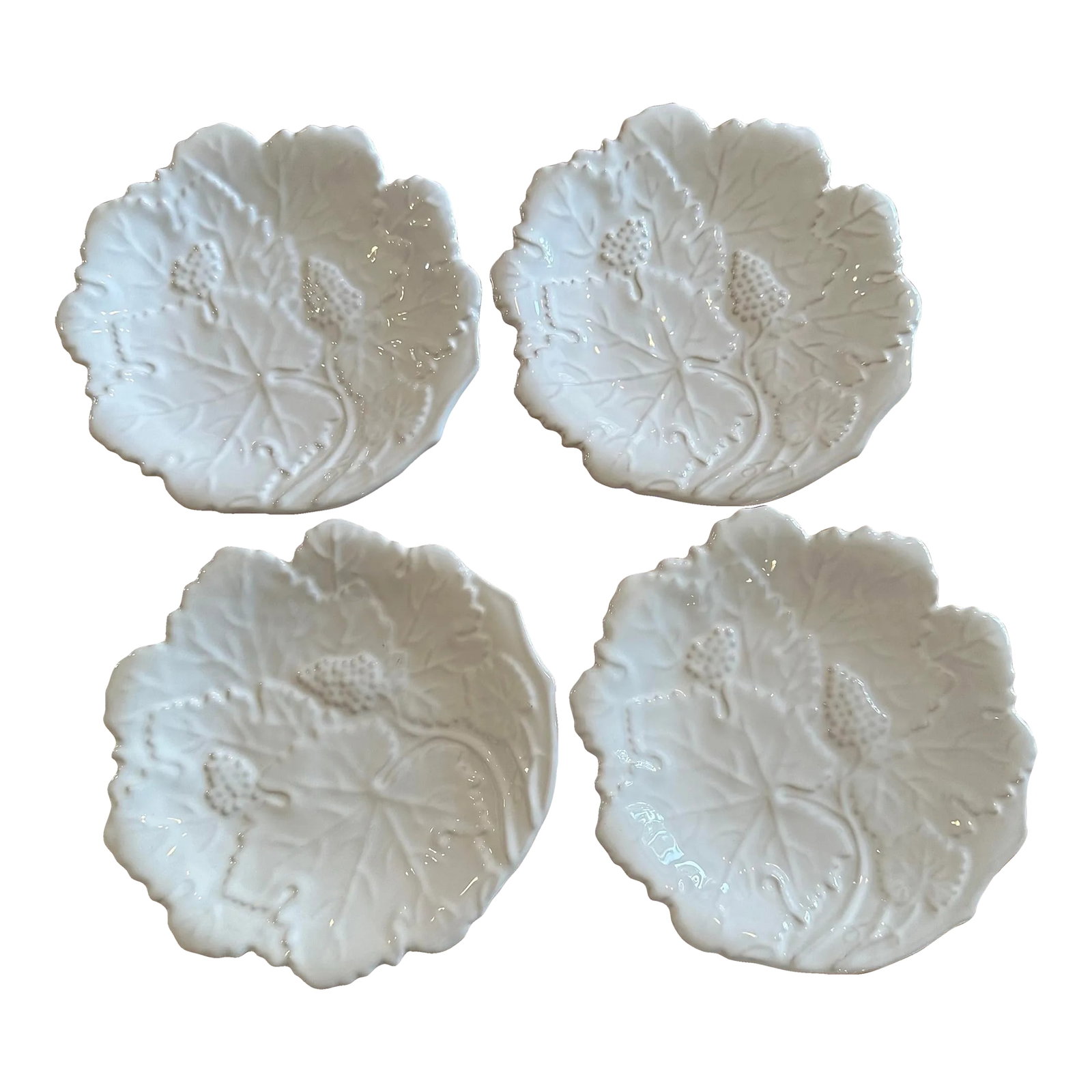 1980s Grazia Deruta for Gunther Lambert "Grappa" Salad Plates Set of 4, Made in Italy: Enhance your dining experience with this beautiful plate set from Grazia Deruta, made in Italy. The set includes four salad plates, each crafted from high-quality ceramic material with a lovely white 