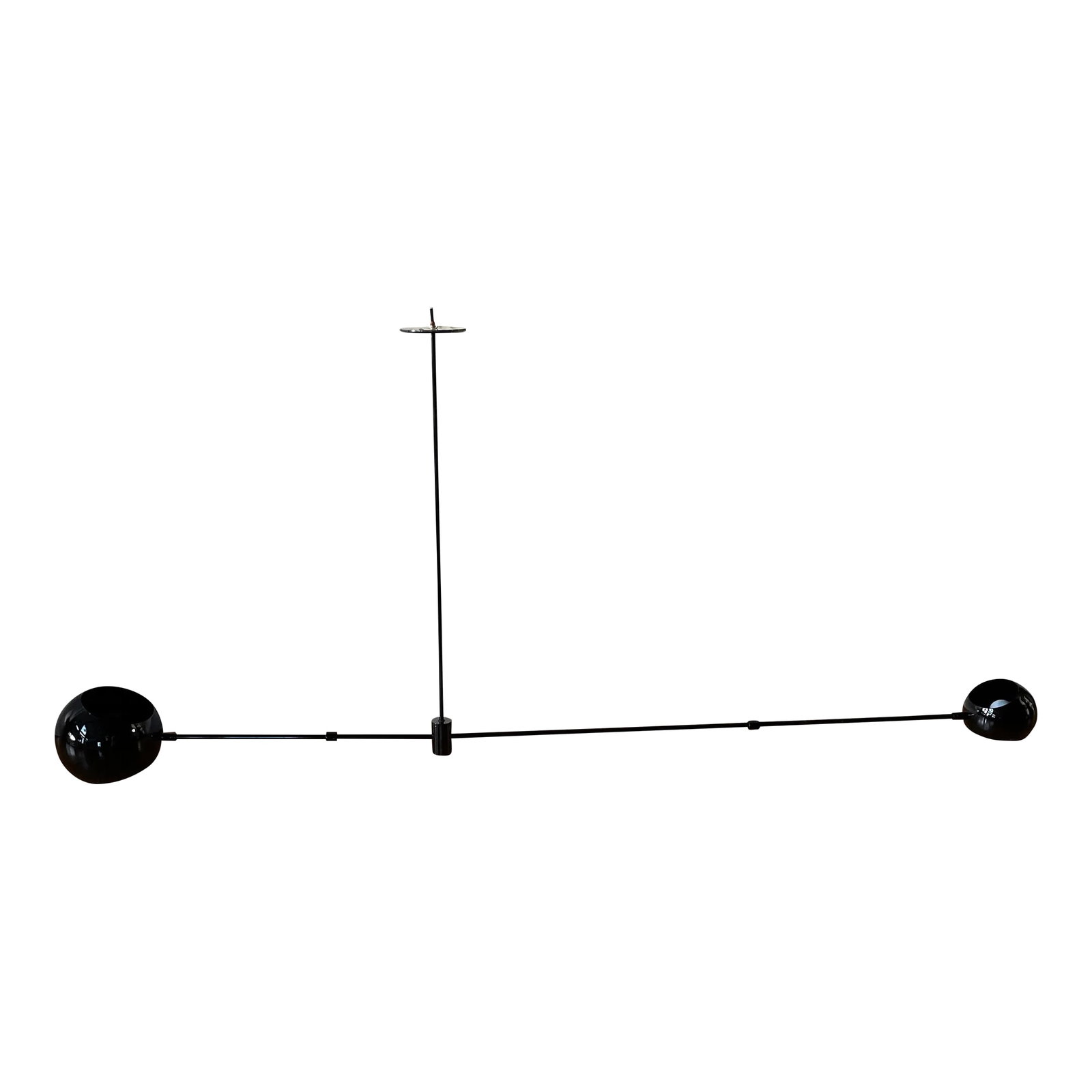 21st Century Boi Pendant Duo Lamp by David Weeks Studio: The sleek and sophisticated Boi Duo Pendant lamp by David Weeks Studio draws on a strong mid-century and Italian modern influence to produce a stunning piece that combines form and function