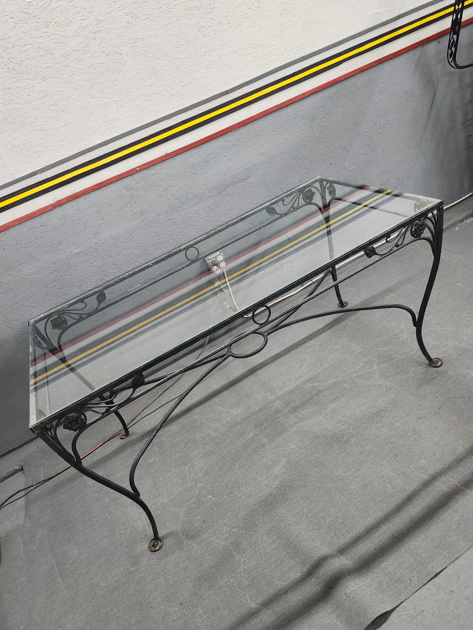 Vintage Wrought Iron Glass Top Salterini Dining Table, Attributed - 6