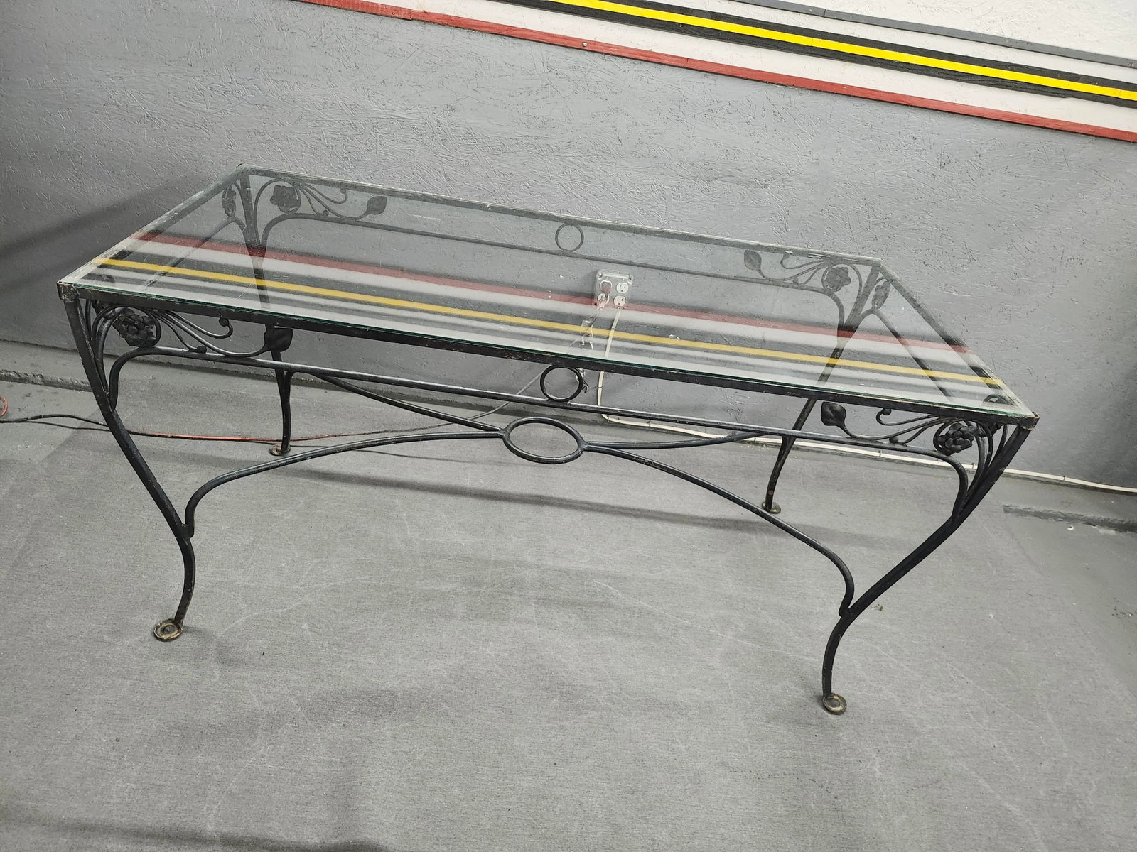 Vintage Wrought Iron Glass Top Salterini Dining Table, Attributed - 8