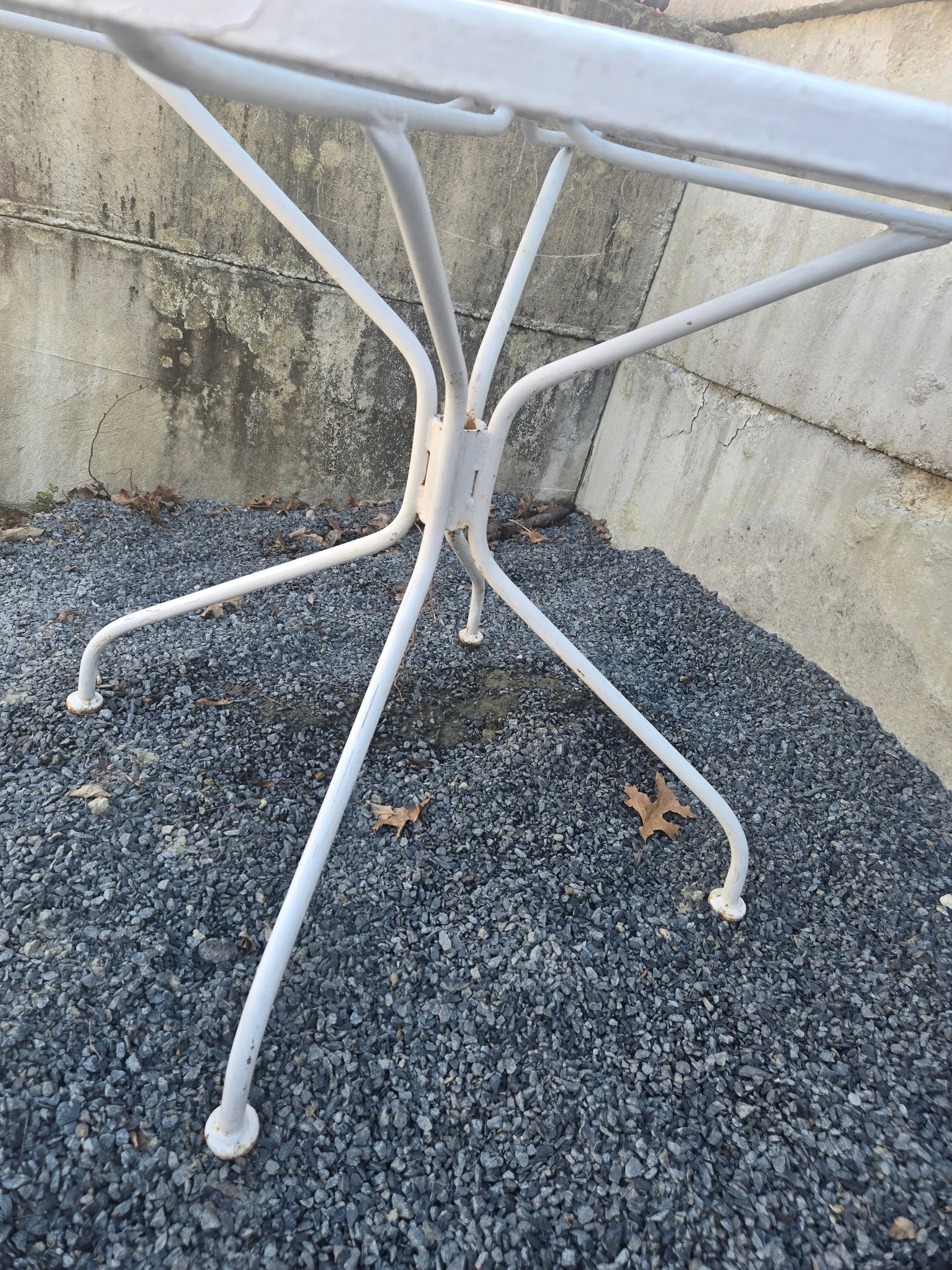 Vintage Woodard Sculptura Style Outdoor Patio Seating, Attributed - 11