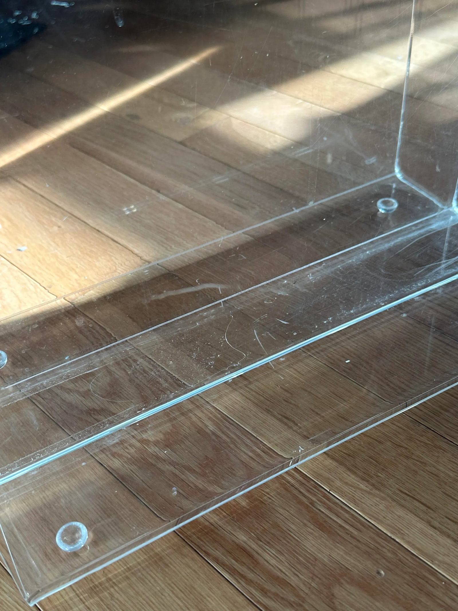 Vintage Mid Century Modern Lucite Magazine Rack - 9