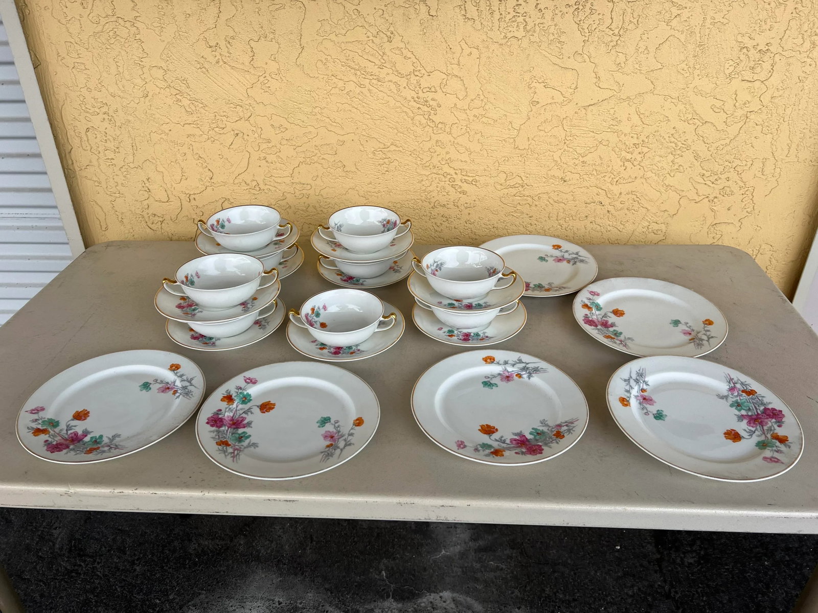 1920s Soup/Bouillon Bowl ,Saucer & Plate Set 24 Pieces - 2