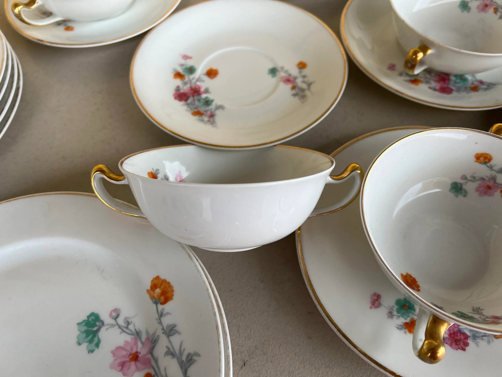 1920s Soup/Bouillon Bowl ,Saucer & Plate Set 24 Pieces - 4