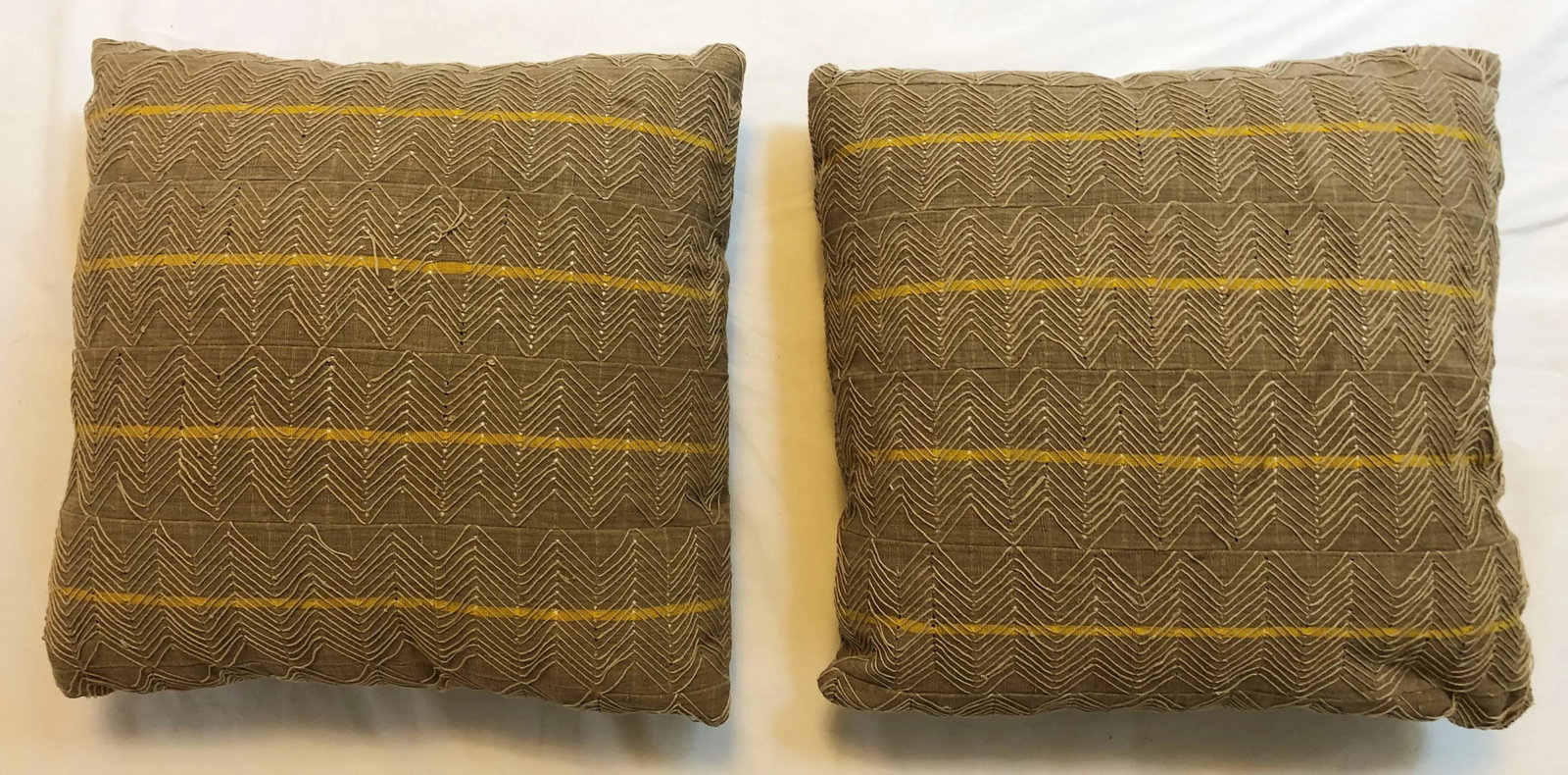 Beige Textured Pillows in Vintage African Textile, Pair - 8