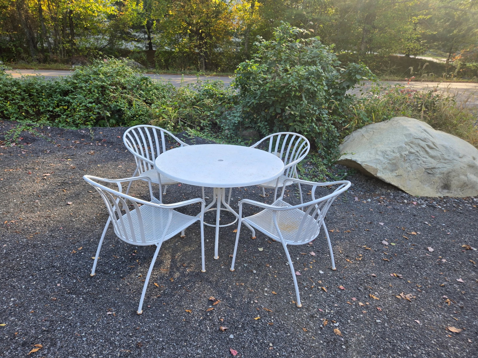 Vintage Woodard Wrought Iron Table and Chairs - 6