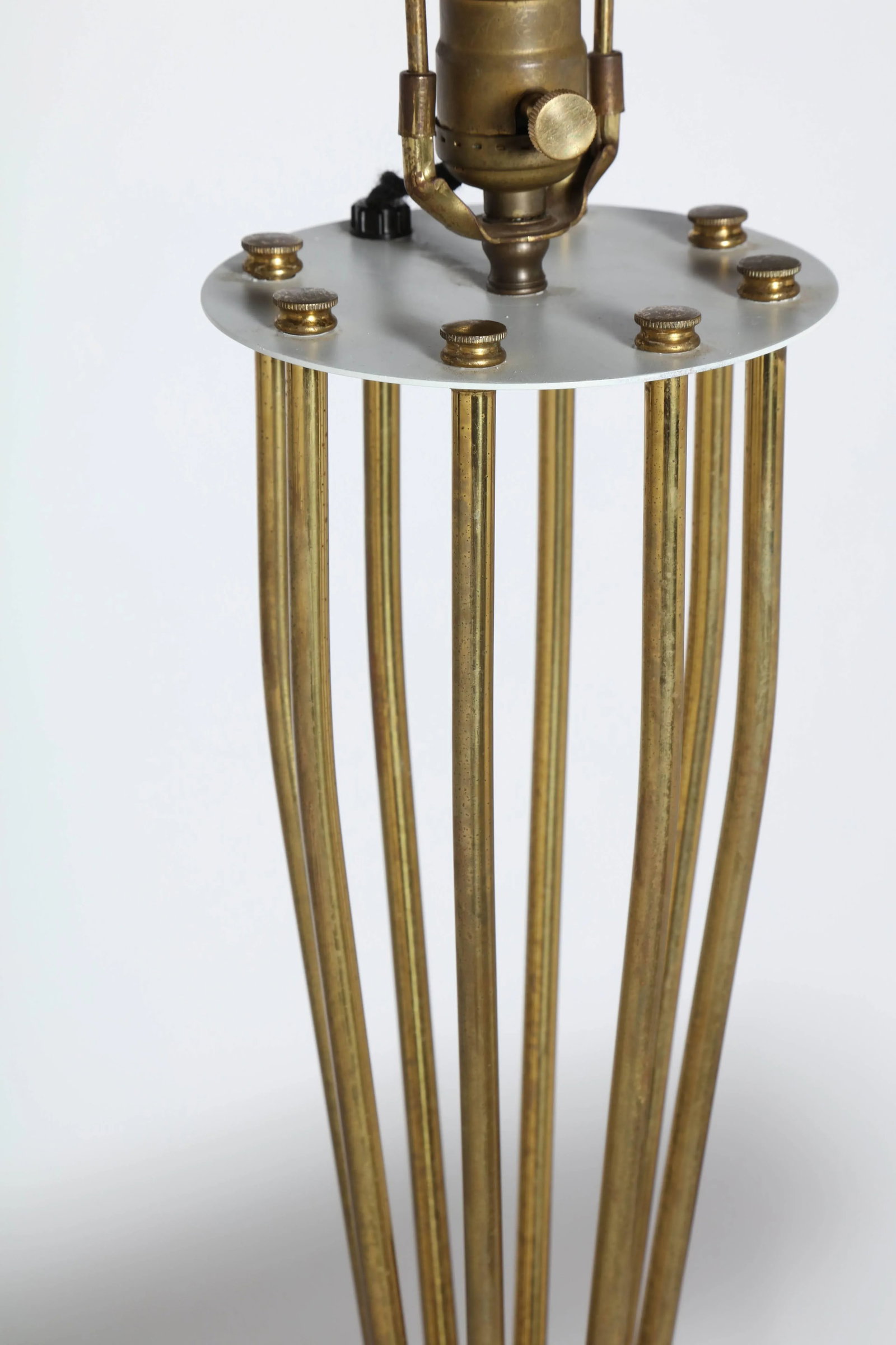 1950s Tall Millepatte Style Brass Table Lamp - 8