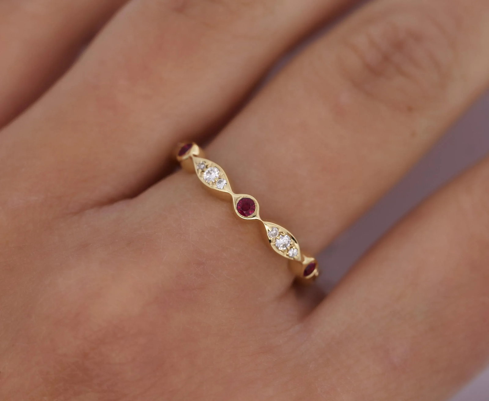 14k Gold Ruby and Diamond Bezel Stack Band 3mm Wavy Ring Size 7 - 2