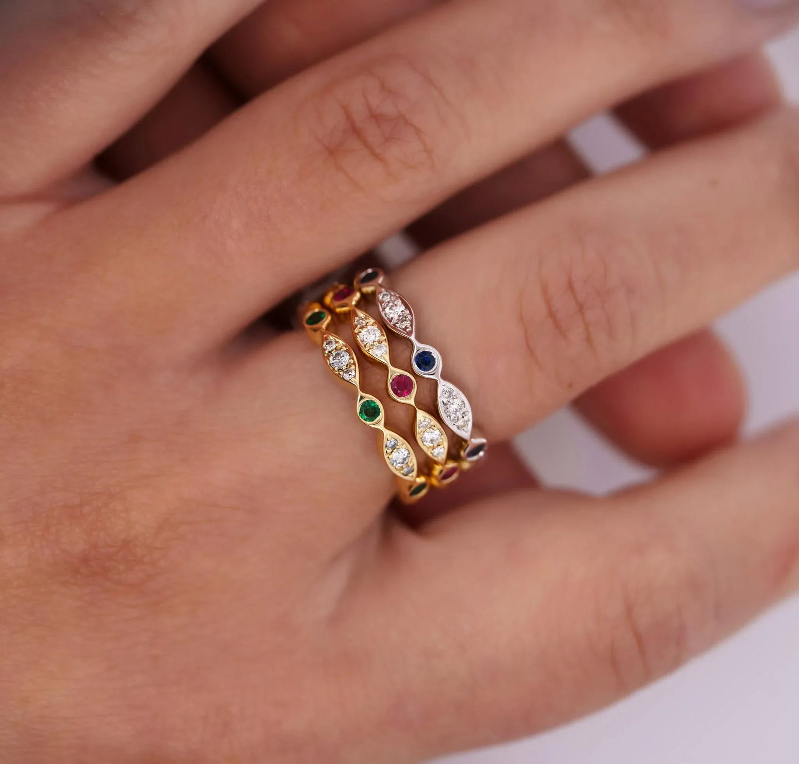 14k Gold Ruby and Diamond Bezel Stack Band 3mm Wavy Ring Size 7 - 4