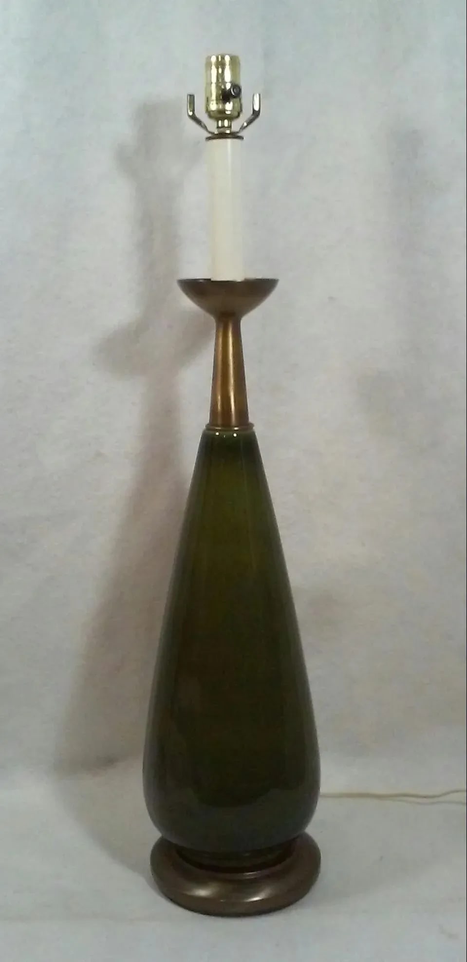Tommi Parzinger Style Tapered Ceramic Table Lamp - 2