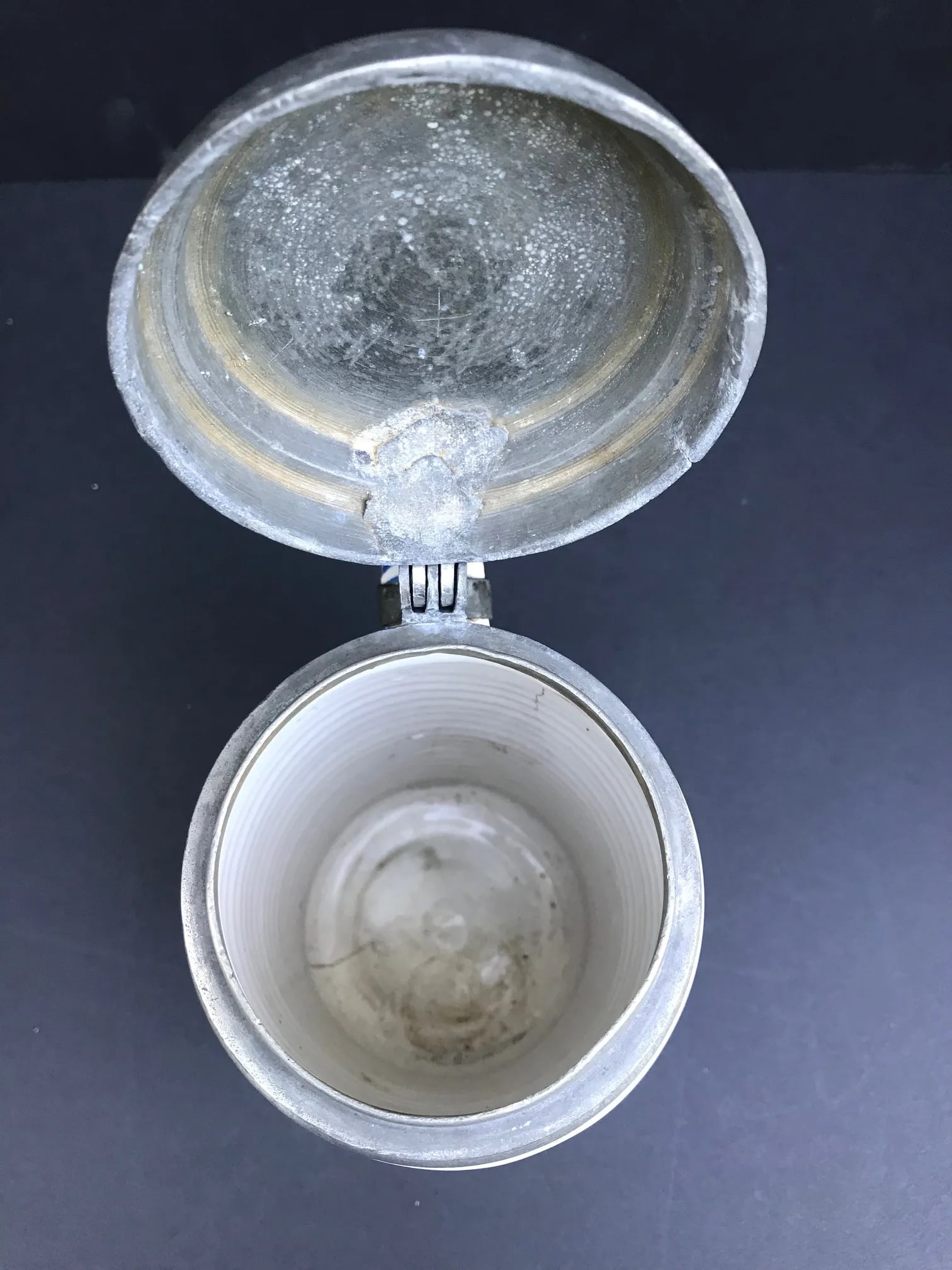 18th Century German Faience Polychrome Pewter-Mounted Tankard in Columnar Form - 6