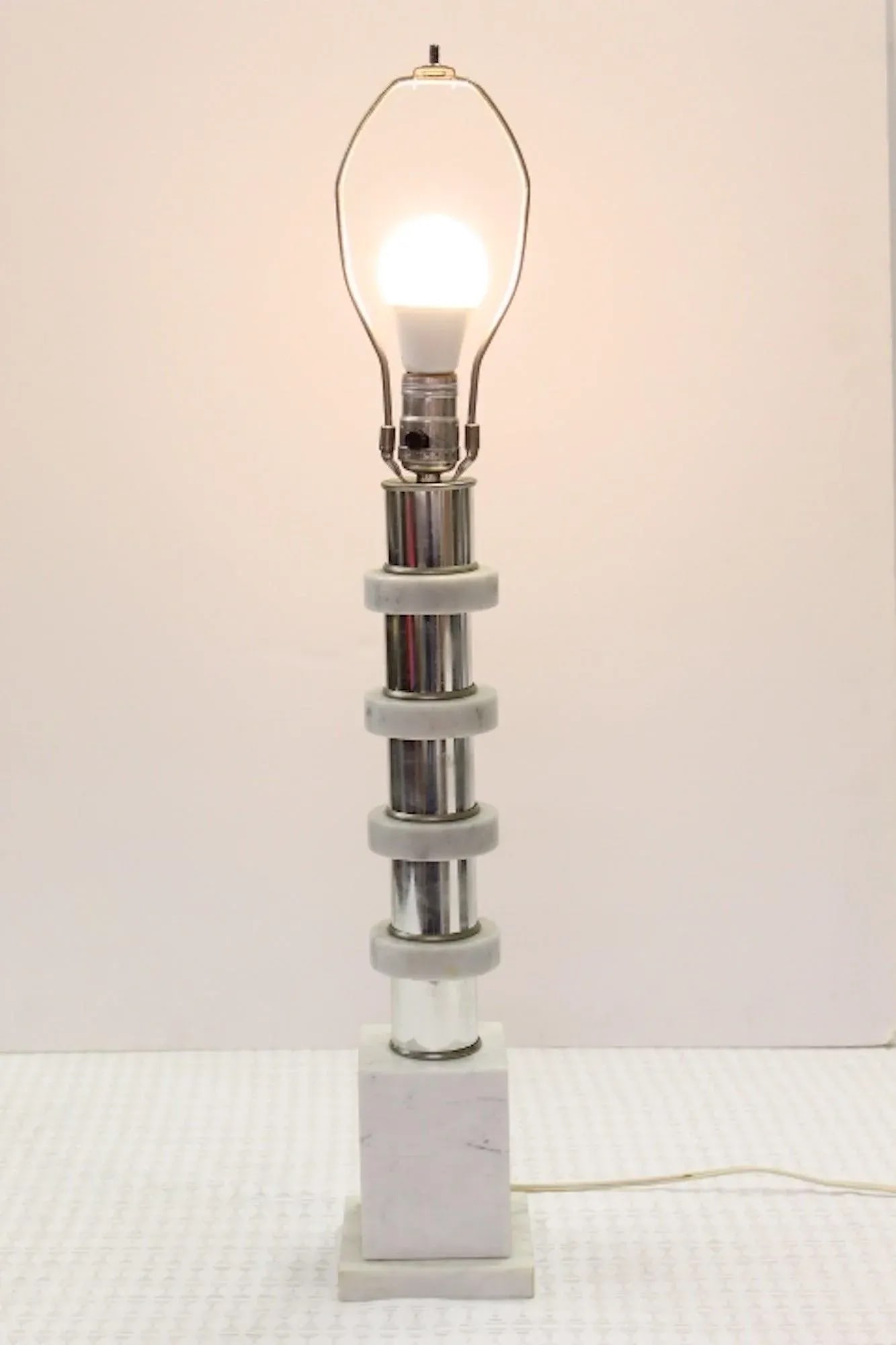 1970s Stacked Rings of Carrara Marble Table Lamp - 2