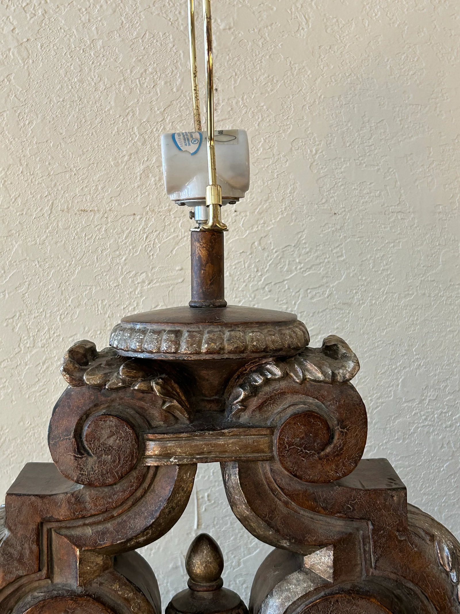 1980s Pair of Neoclassical Style Lamps - 4