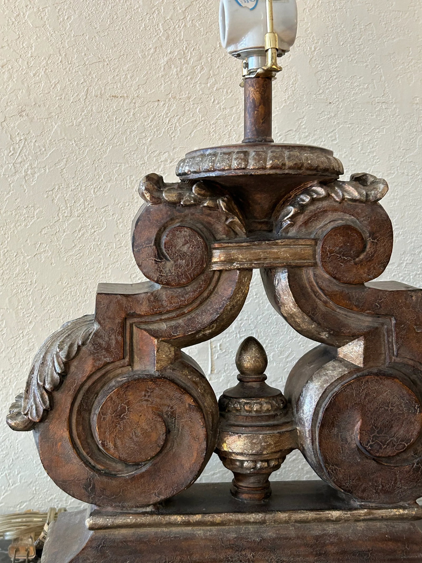 1980s Pair of Neoclassical Style Lamps - 5