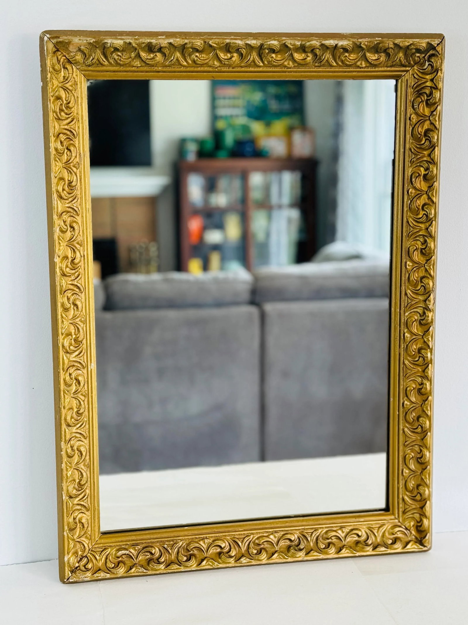 Vintage 1930s Hollywood Regency Gold Hand Carved Wood Wall Mirror - 4