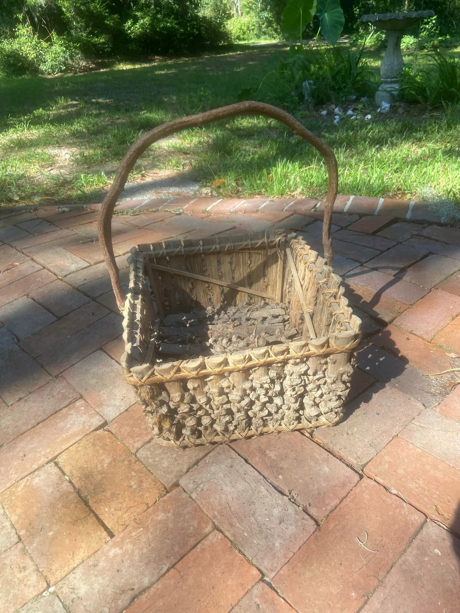 Vintage North Carolina Hand Made Twig Foraging Basket - 12