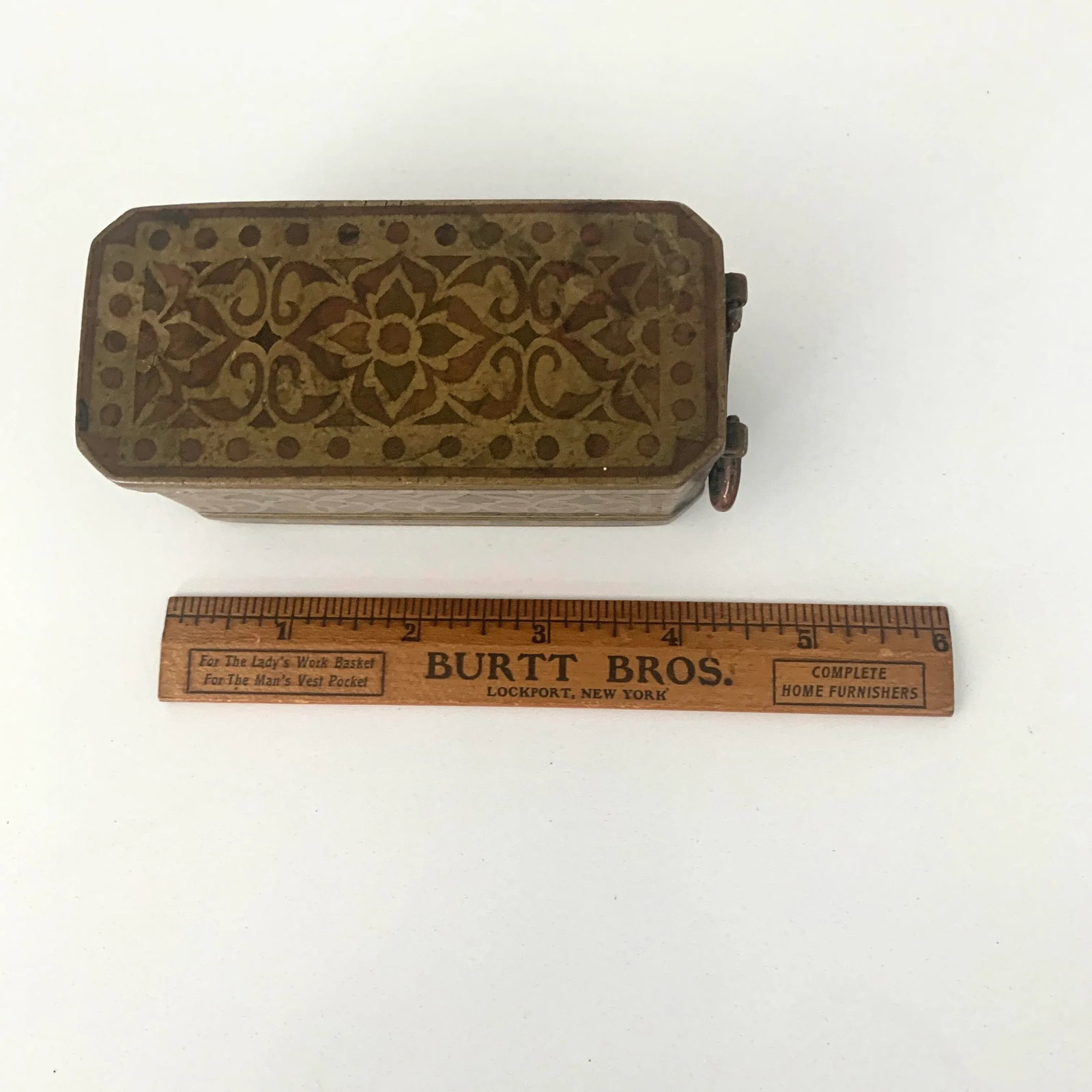 19th Century Bronze Inlay Betel Nut Box - 10