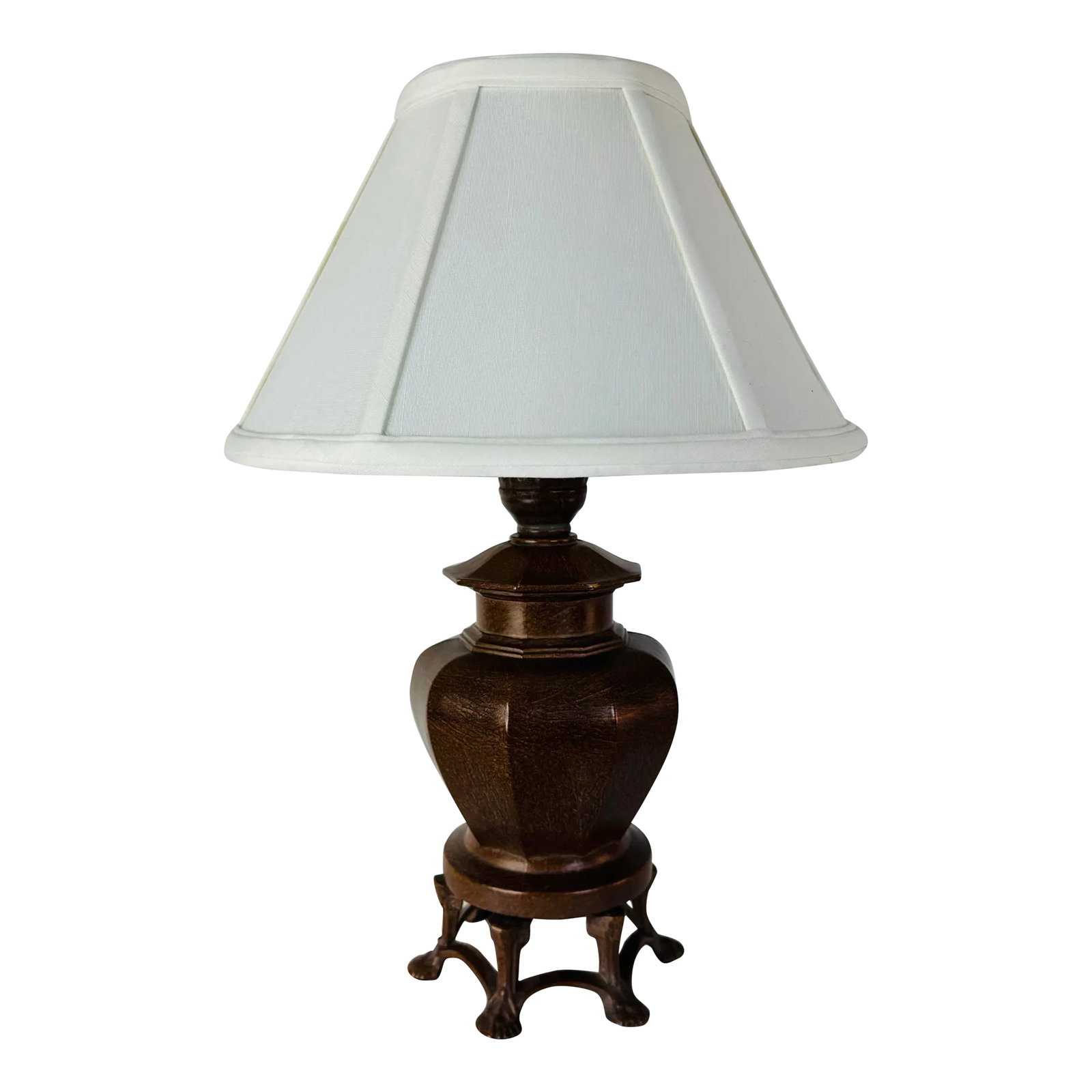 Bronze Footed Small Table Lamp With Quoizel Shade: Bronze Footed Small Table Lamp With Quoizel Shade. Wired for the US and in working condition. The shade is made of linen and is marked Quoizel. The base is bronze footed. No marks on the base. Conditi