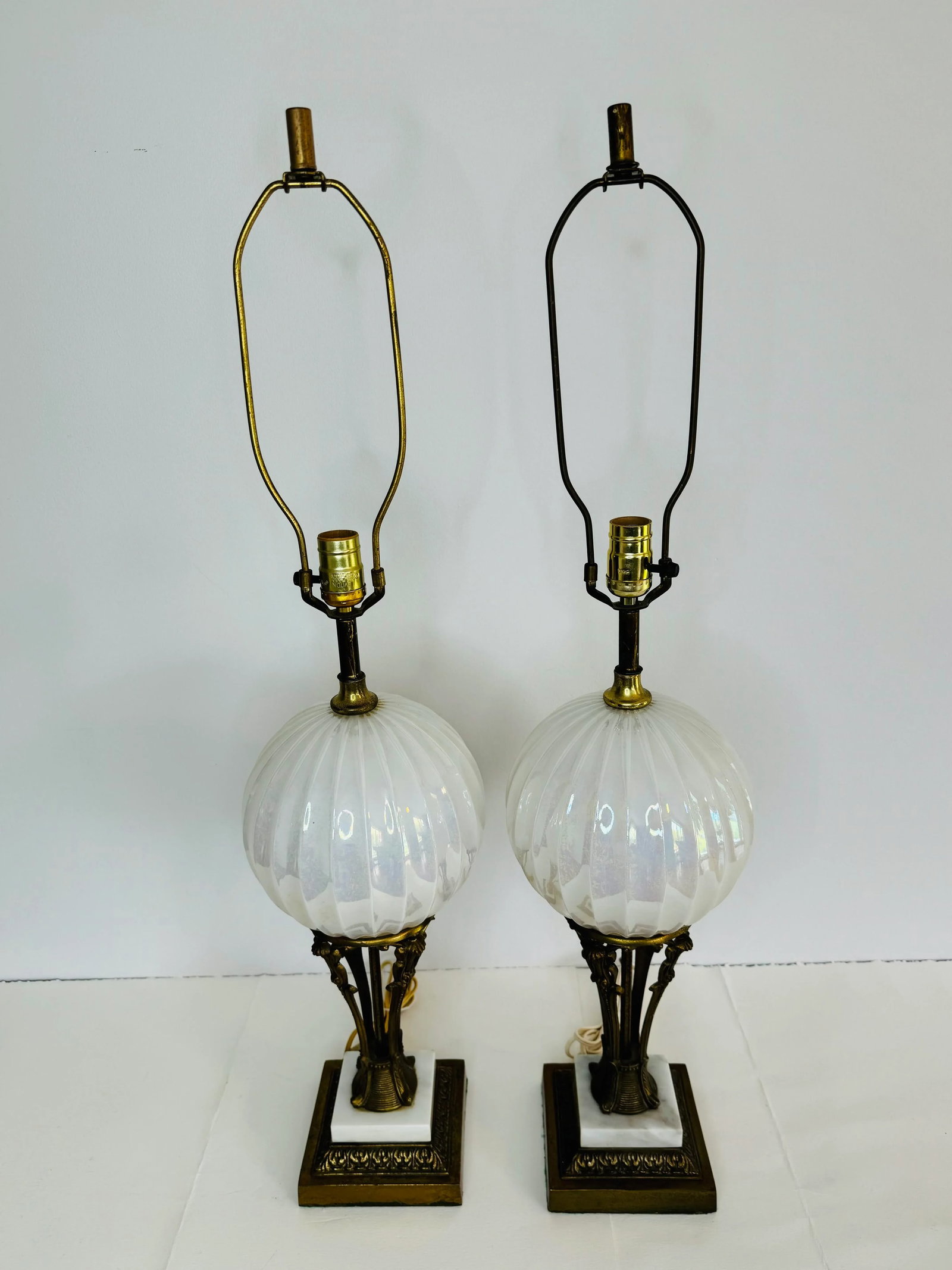 Vintage 1960s Brass and White Iridescent Glass Table Lamps, a Pair - 3