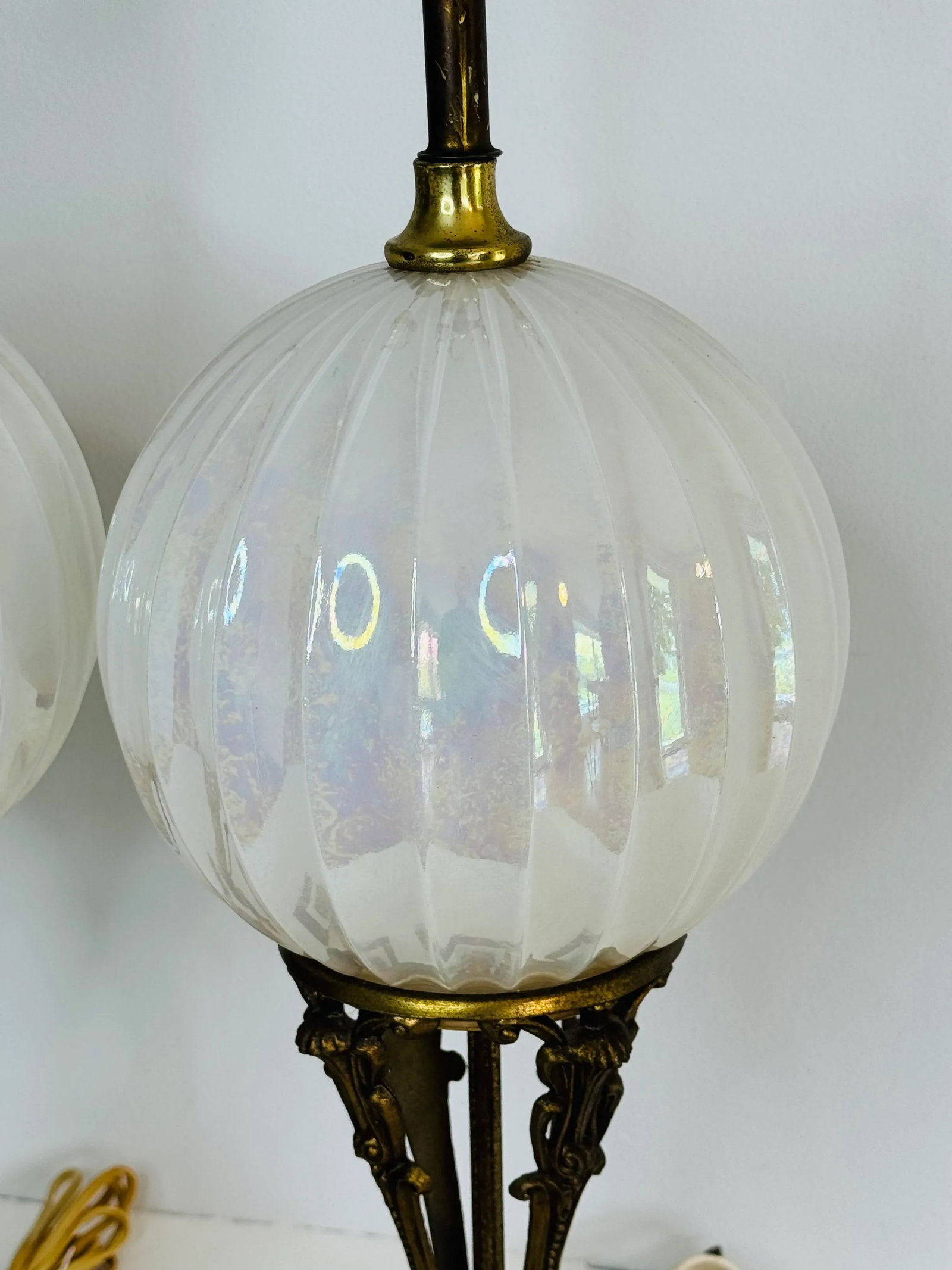 Vintage 1960s Brass and White Iridescent Glass Table Lamps, a Pair - 4