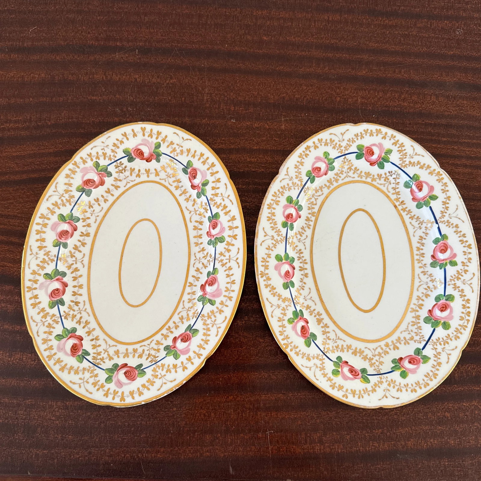 Early 19th Century Coalport Pink Rose Porcelain Platters- a Pair - 2