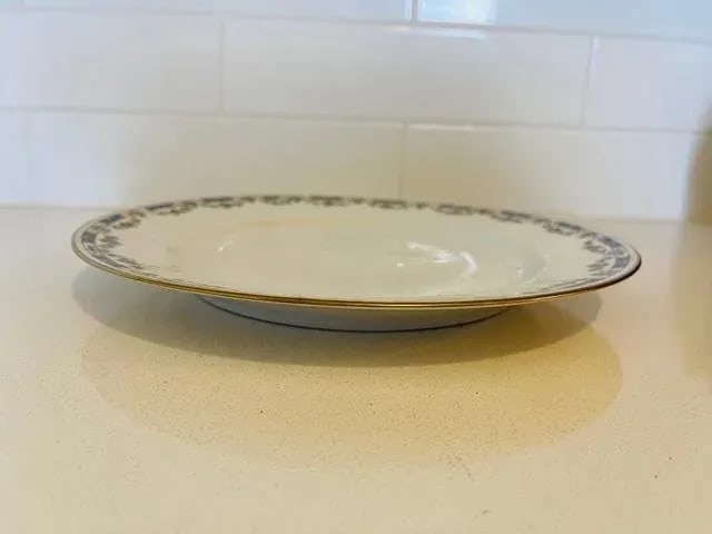 Early 20th Century Classic French Limoges Porcelain Dinner & Salad Plates- 8 Pieces - 6