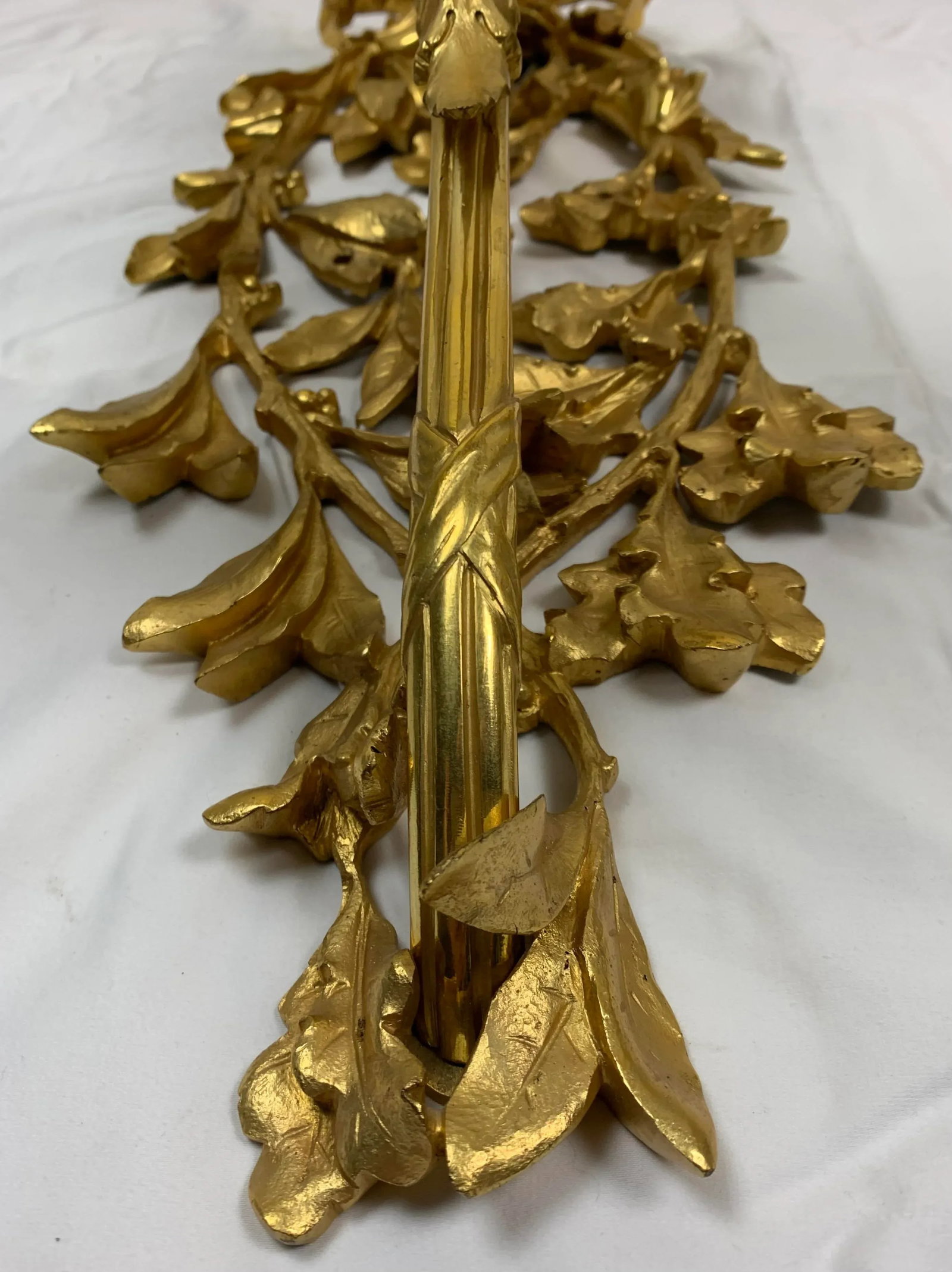 Early 20th Century French Regency Style Gilt-Bronze Sconce With Etched Crystal Shade, Set of 2 - 6