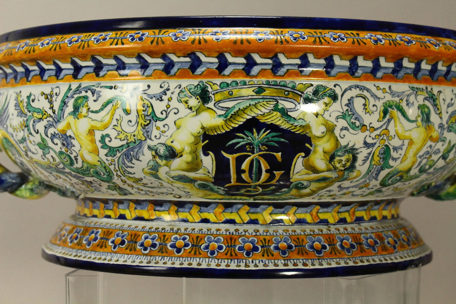 1867 Gien Faience Lavabo Wall Fountain & Basin, Neo-Classical Renaissance - 5