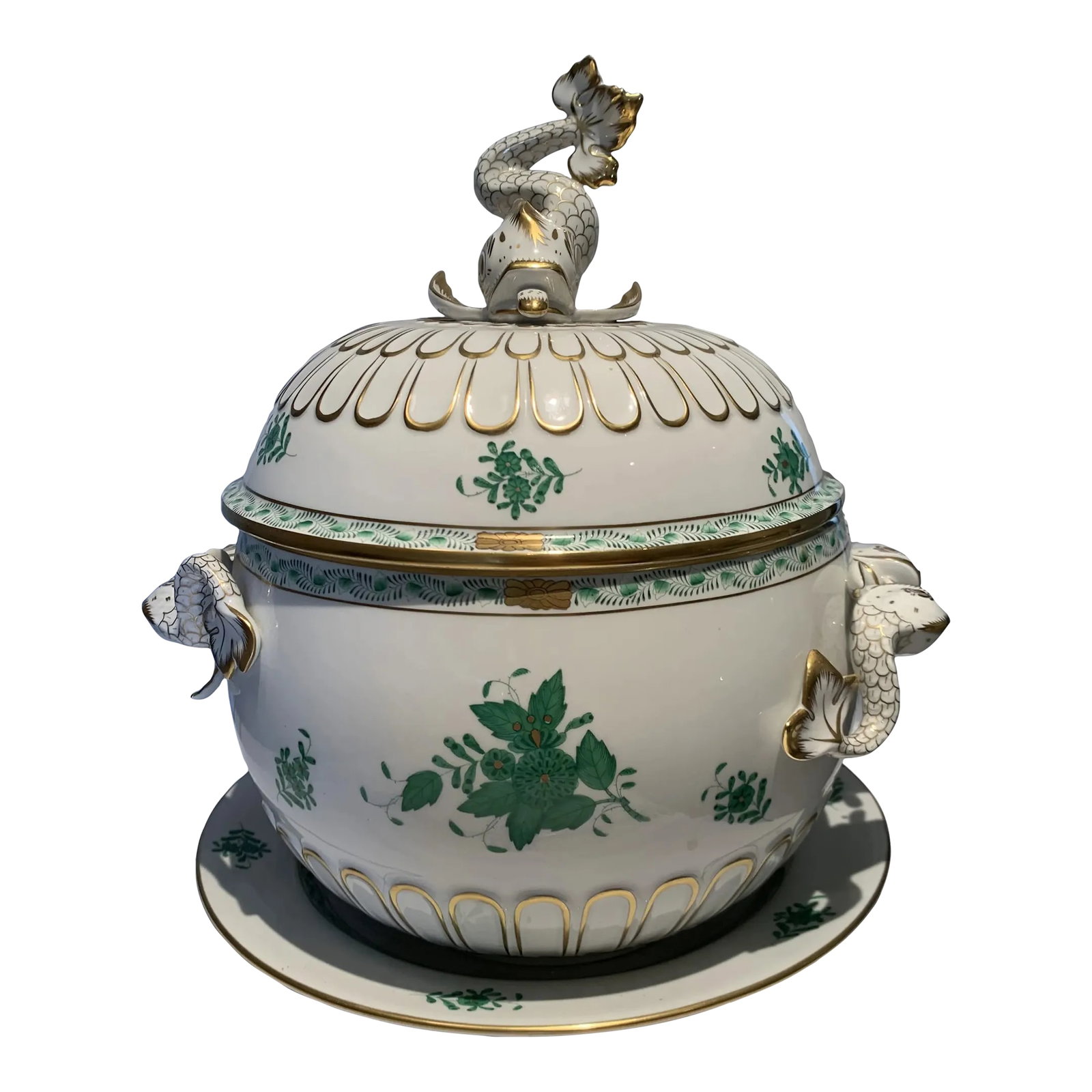 1920s Hungarian Serving Bowl & Underplate: 1920s gold rimmed and hand painted Hungarian cashpot with venetian dolphin lid and handles. Includes matching plate. Condition: Alterations: Original Condition Unaltered Imperfections: Some