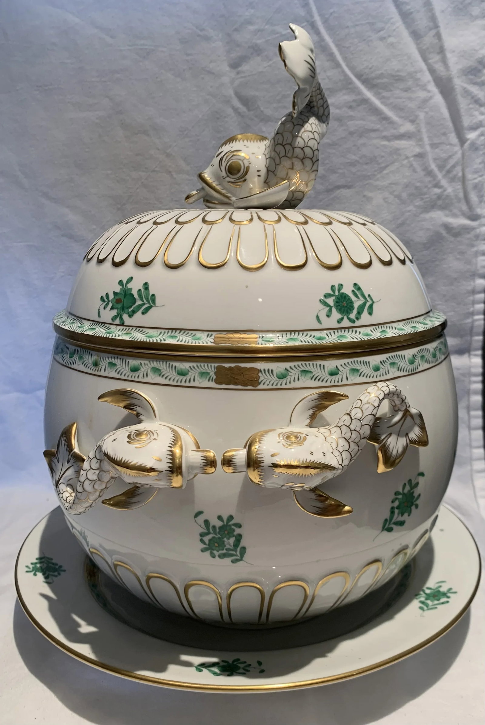 1920s Hungarian Serving Bowl & Underplate - 3
