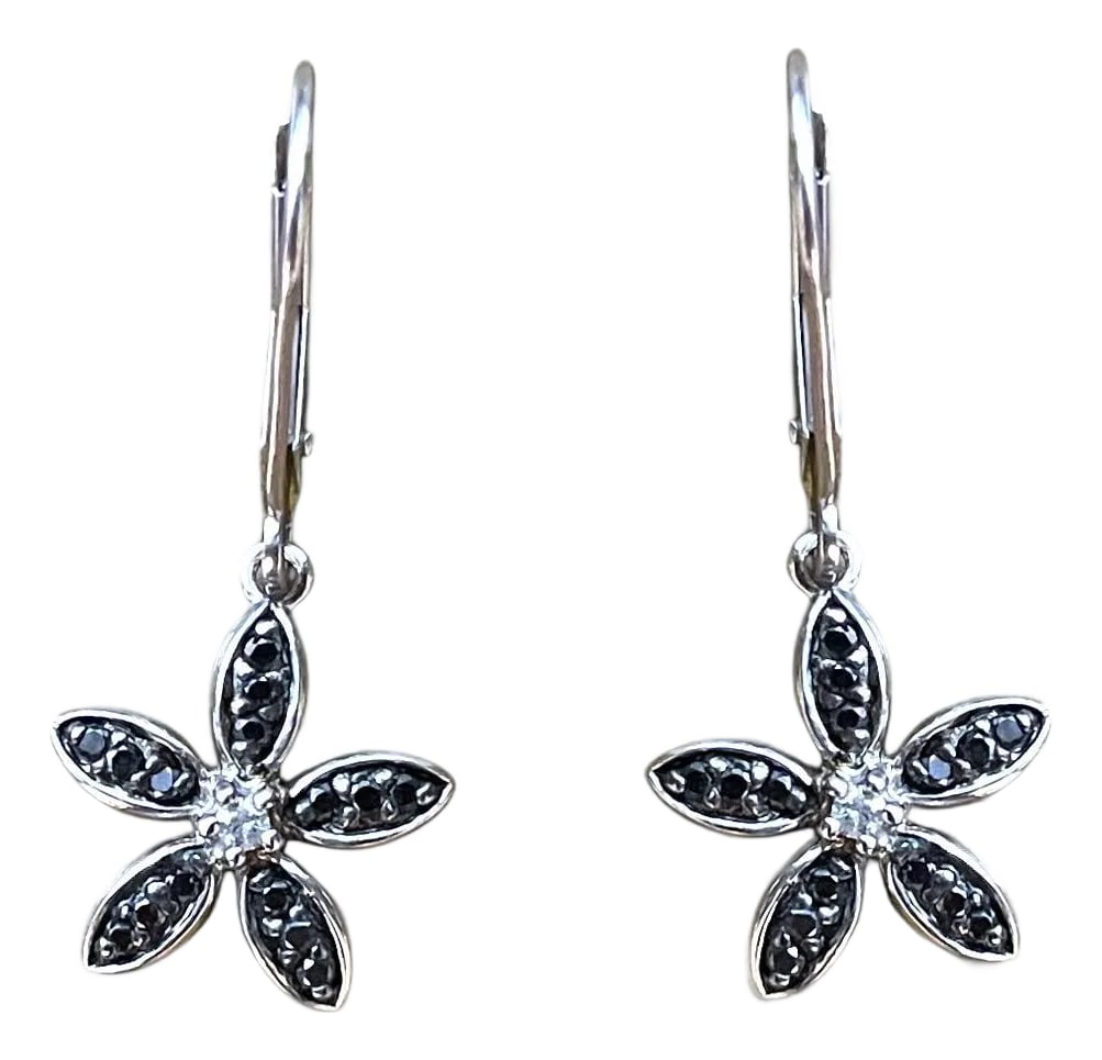 Black Diamond Flower Earrings - 2 Pieces: Material : 14K White Gold / Black Diamond ,Condition : Excellent , Type: Earrings , Diamonds: 0.25tcw Condition: Condition Notes: Excellent Materials & Techniques: 14K Gold, 14K White Gold,