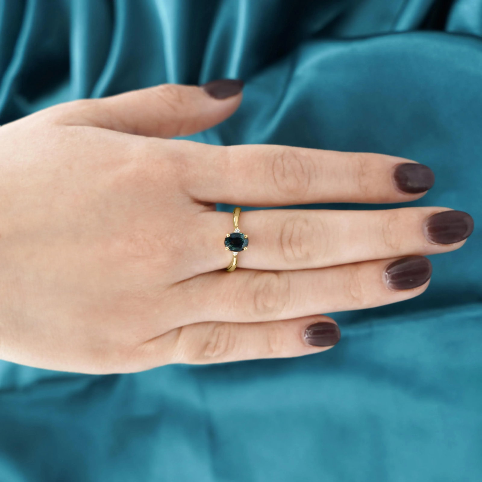 1.3 Carat Oval Cut Blue Sapphire and Diamond 3 Stone Curvy Ring, Size 6.5 - 6