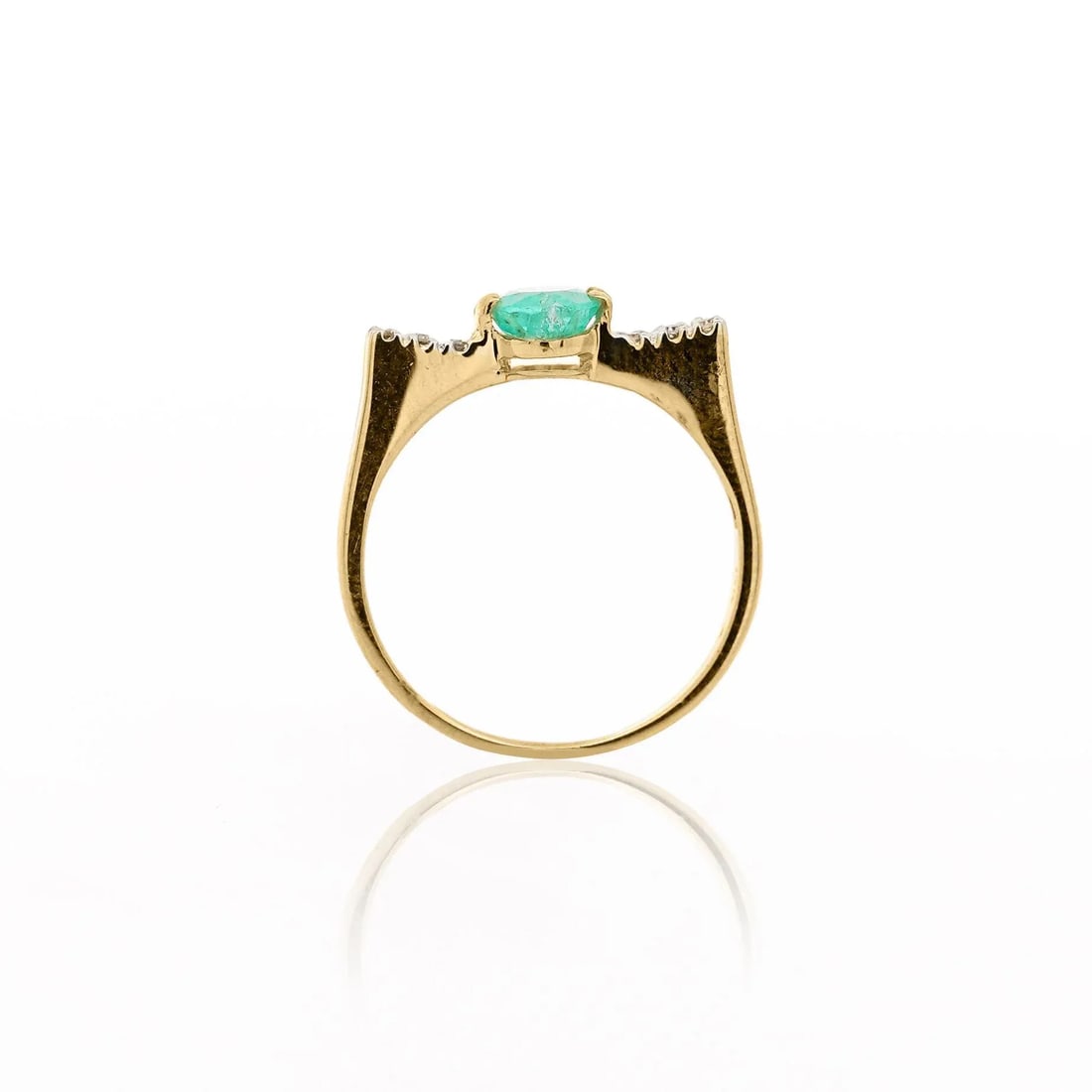 0.86 Carat Vibrant Green Oval Cut Emerald & Diamond in 14ky Gold Statement Ring, Size 7.25 - 6