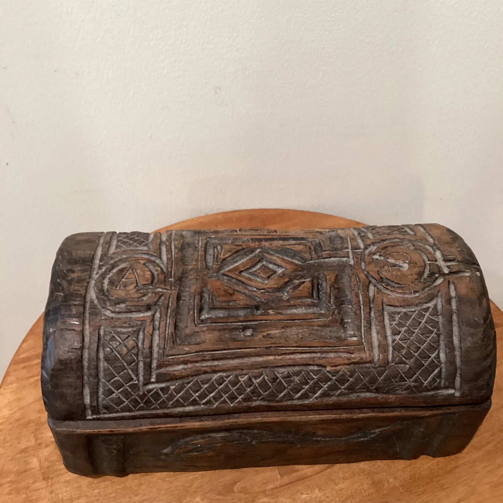 Antique Carved Wood Jewelry Letters Keepsake Box With Letters and Fish Carving - 2