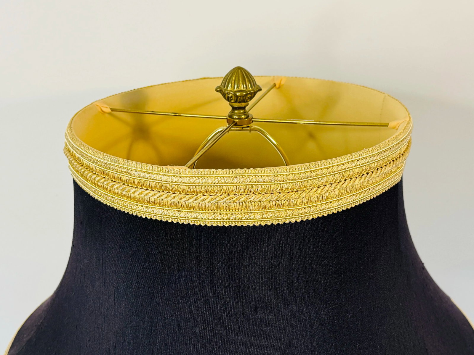1980s Chelsea House Brass & Black Marble Art Deco Style Table Lamp - 6
