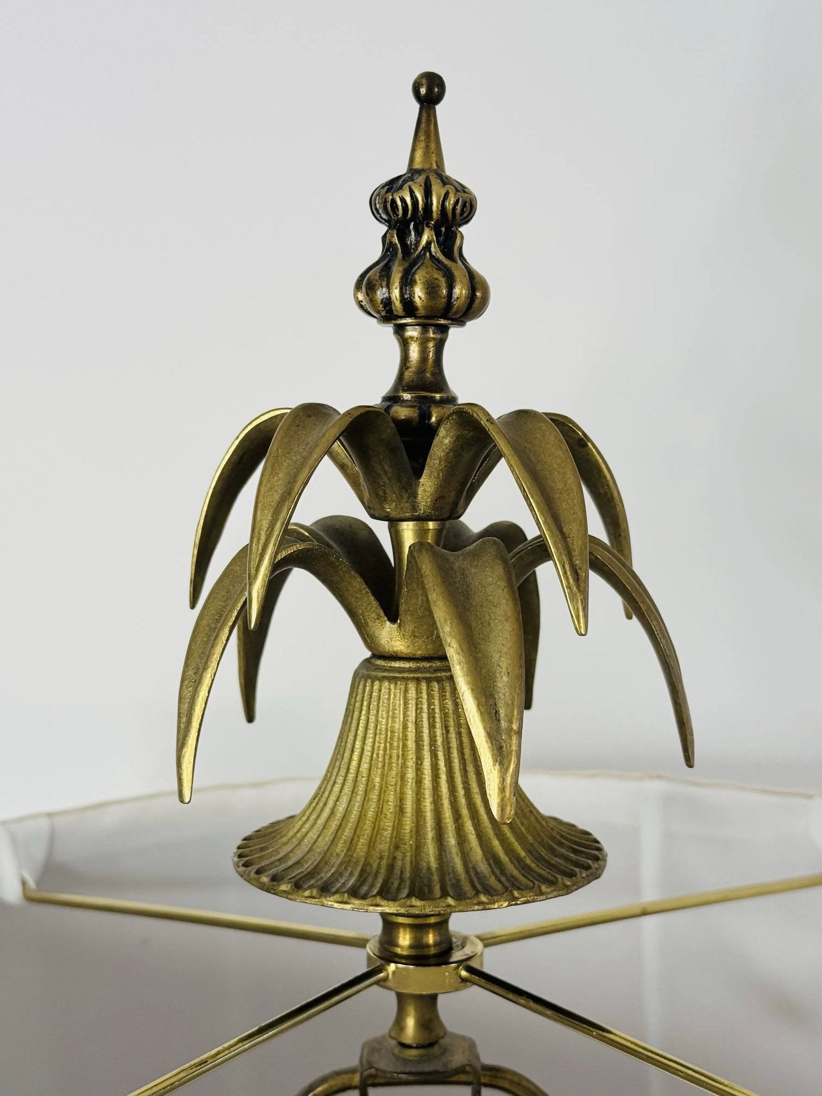 1980s John Richard Hollywood Regency Style Palm Tree Lamp With Silk Weaved Shade - 4