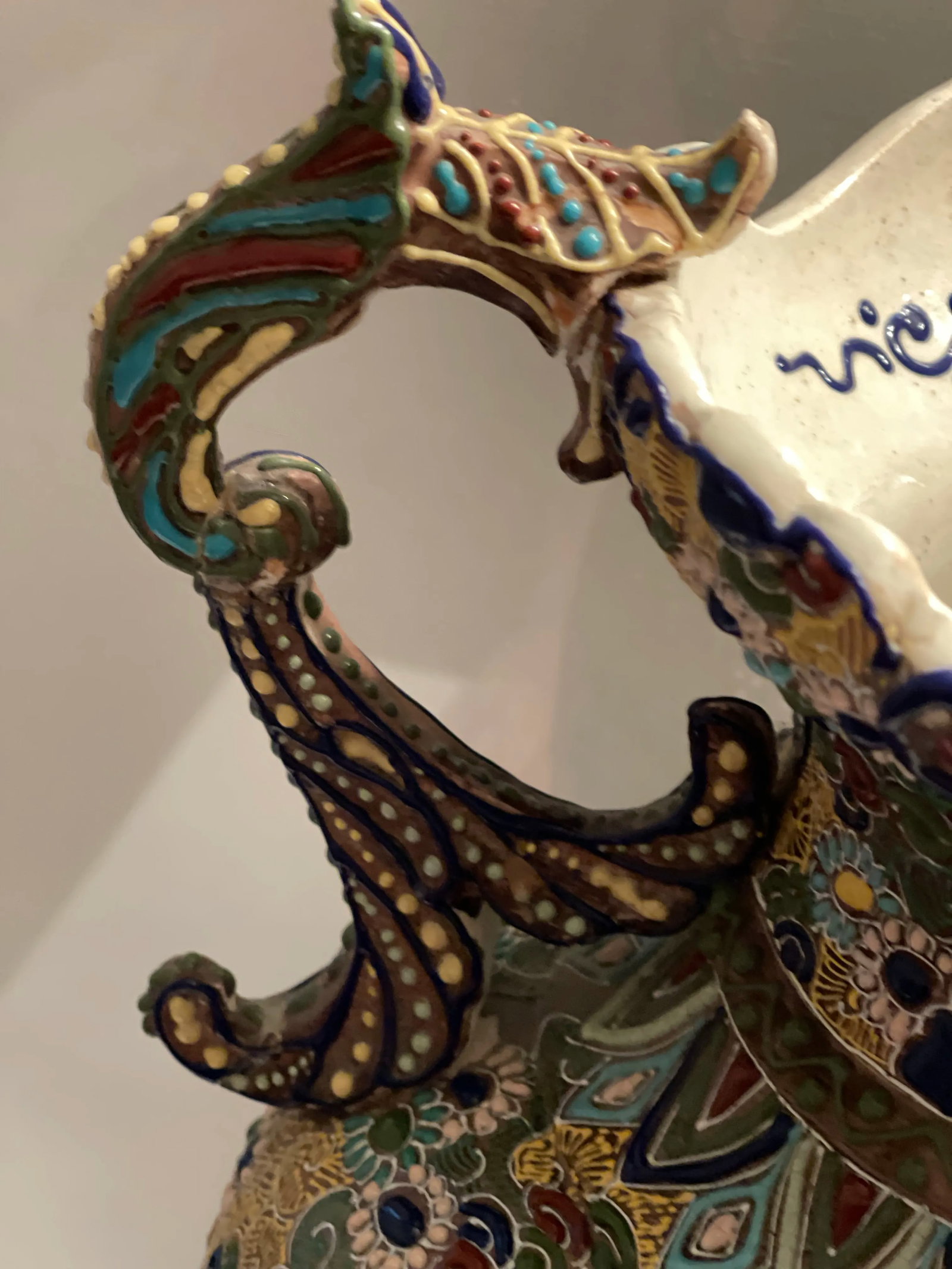 Late 19th Century Meiji Period Japanese Tall Moriage Satsuma Floor Vase - 11