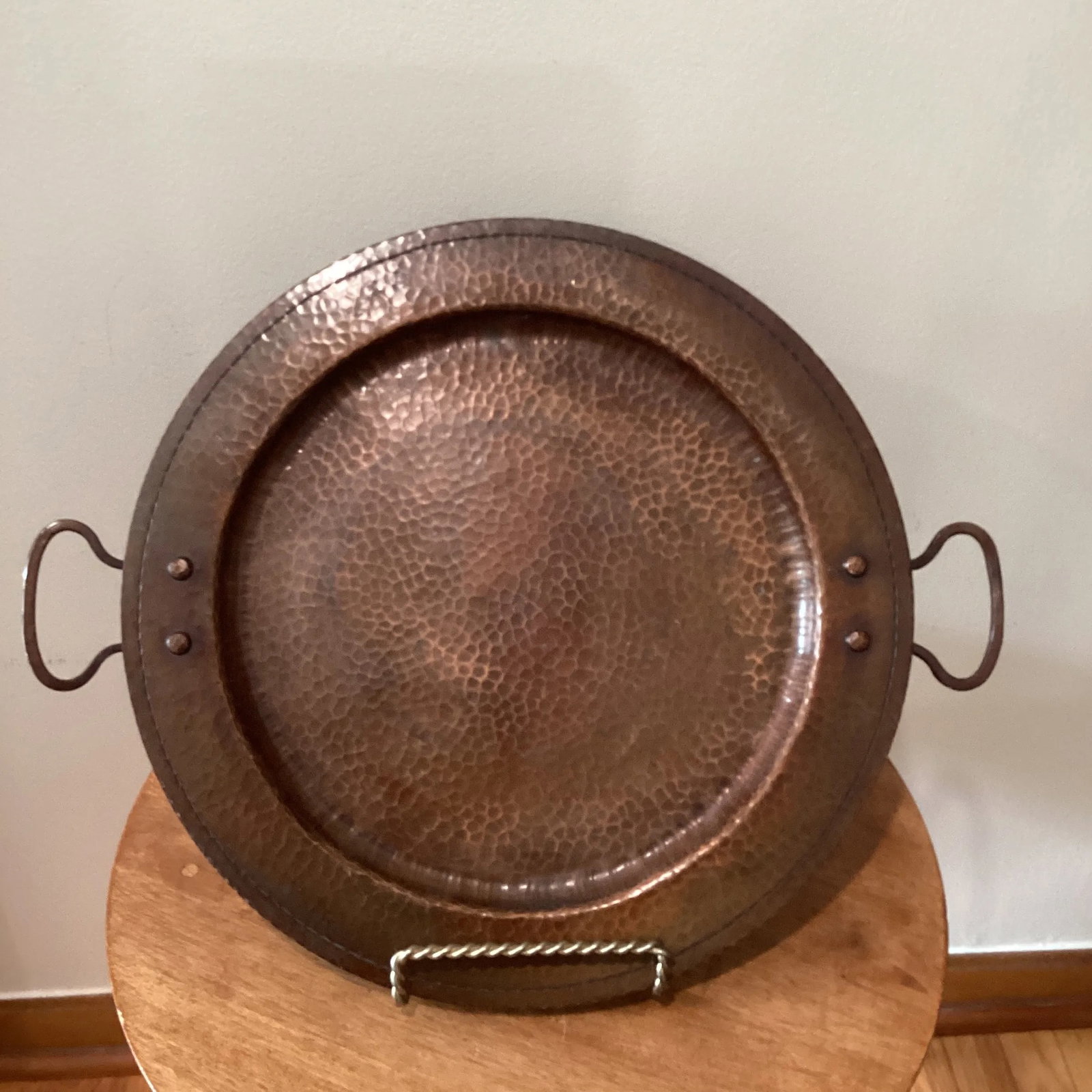 Antique Hammered Copper Two-Handled Tray by Roycroft Arts & Crafts, Roycroft Inn at East Aurora, Cir - 10