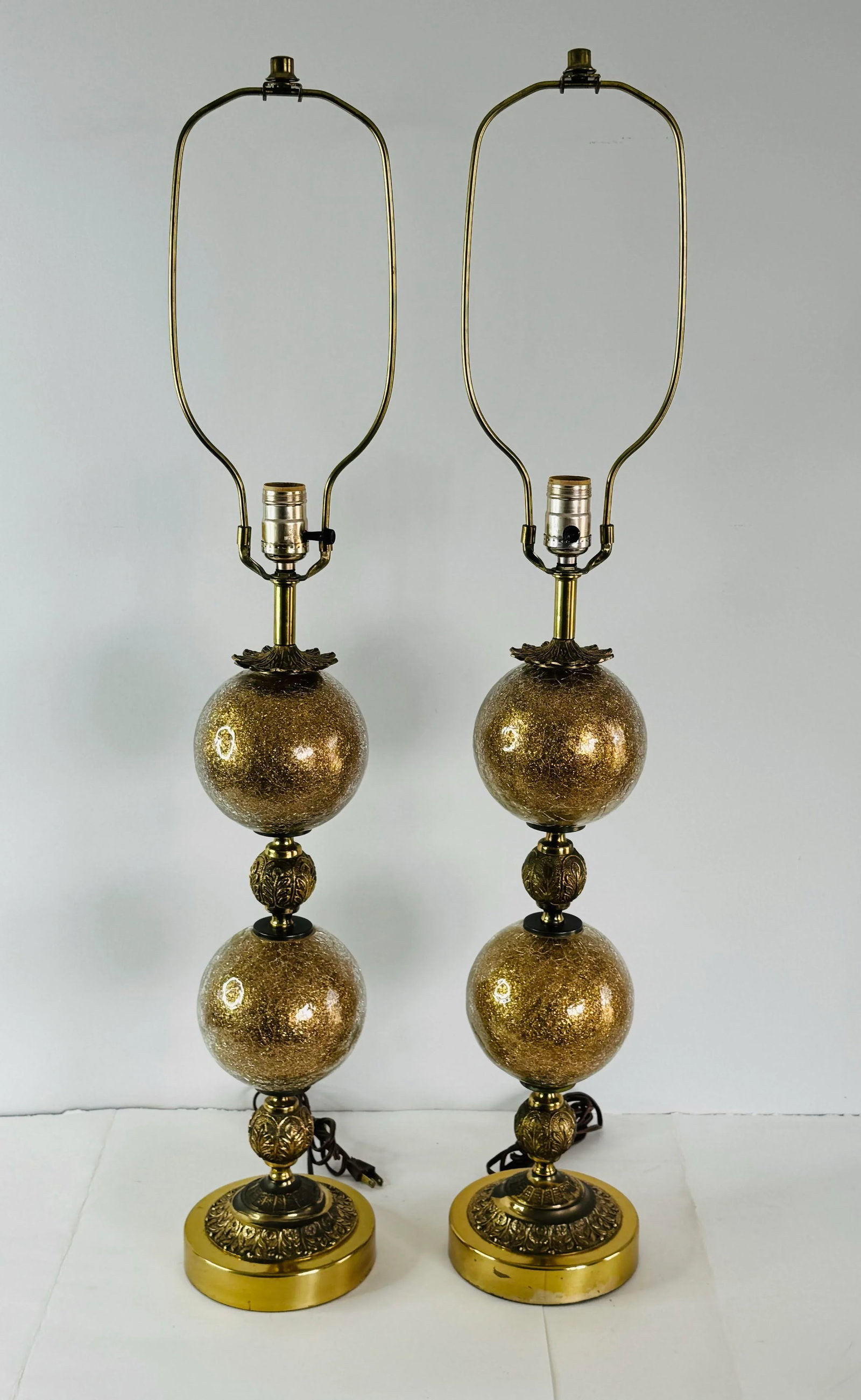 Vintage 1960s Hollywood Regency Clear Crackle Glass Over Gold Glitter Murano Table Lamps, a Pair - 2