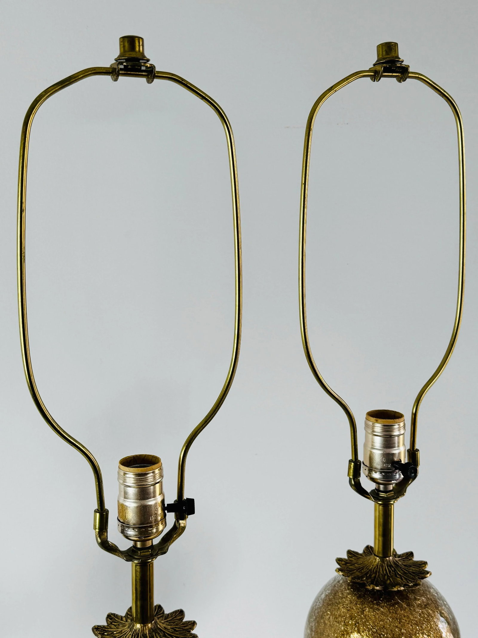Vintage 1960s Hollywood Regency Clear Crackle Glass Over Gold Glitter Murano Table Lamps, a Pair - 4