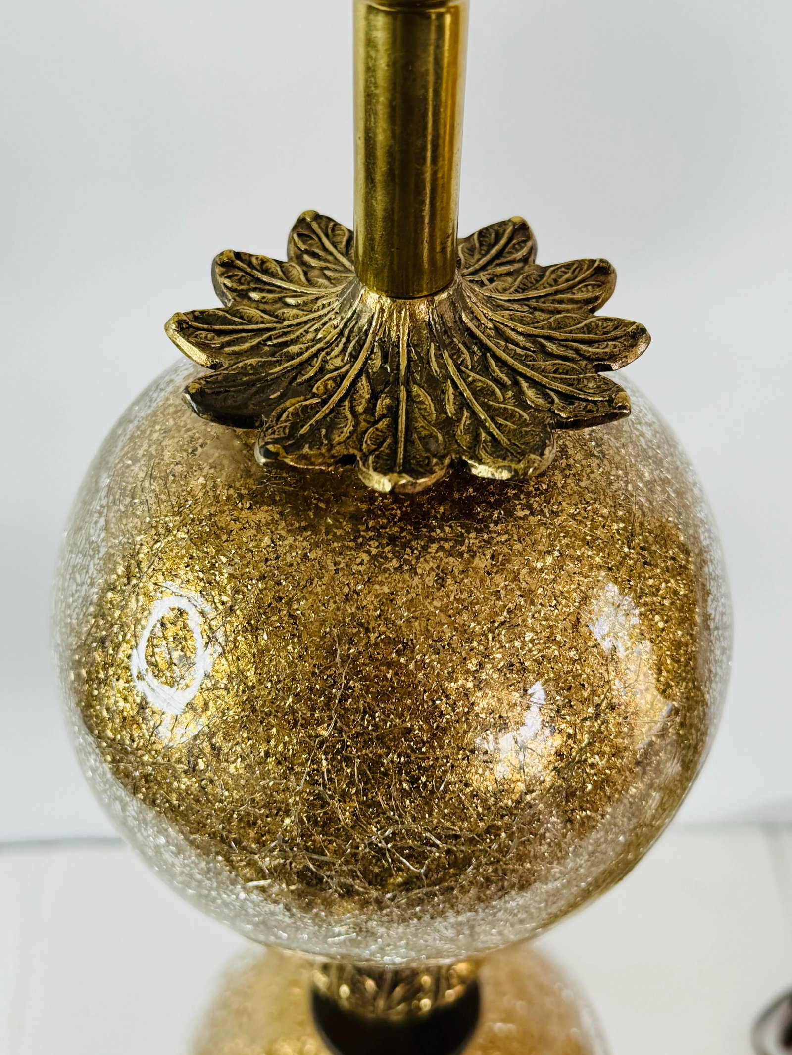 Vintage 1960s Hollywood Regency Clear Crackle Glass Over Gold Glitter Murano Table Lamps, a Pair - 5
