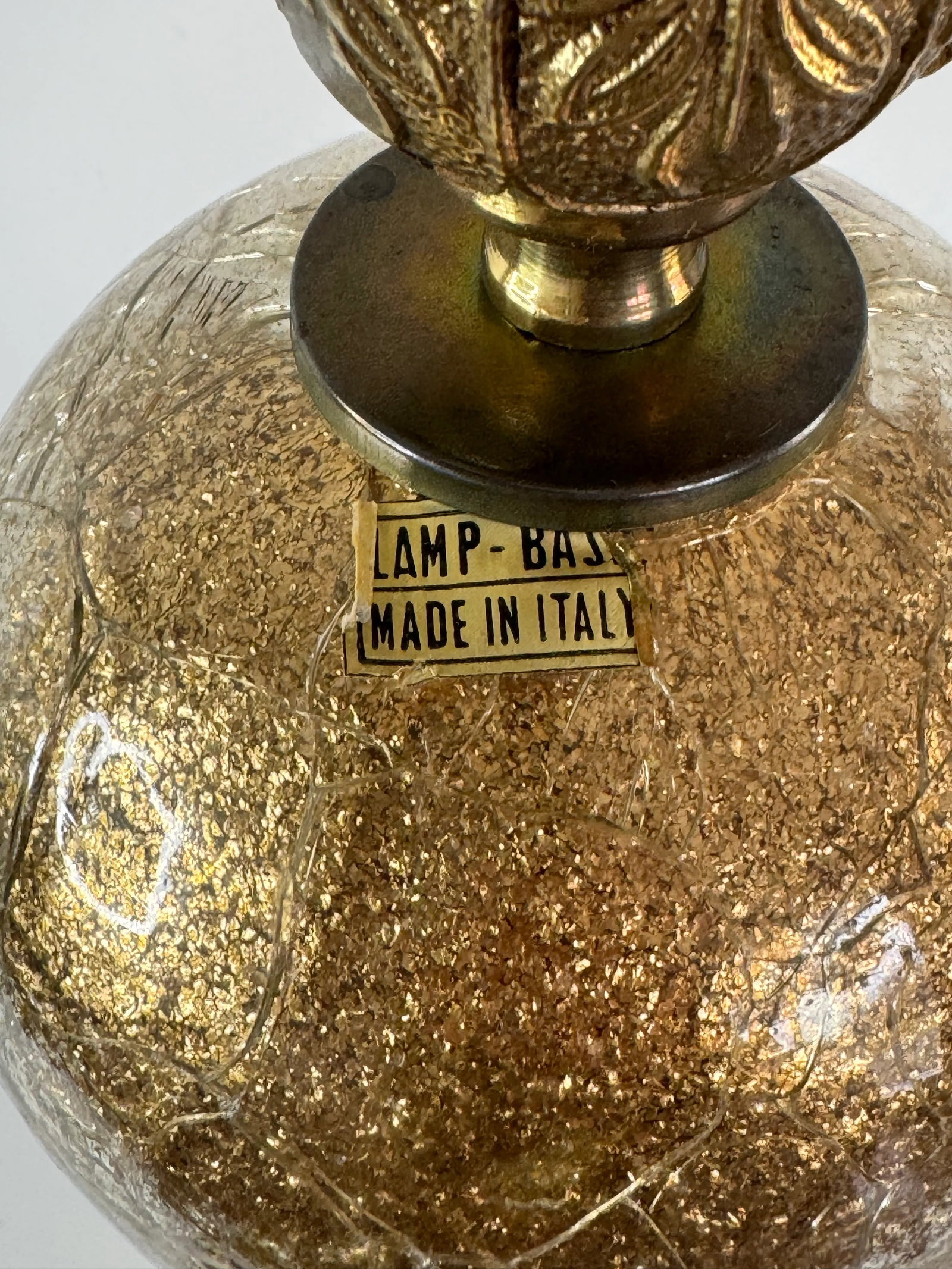 Vintage 1960s Hollywood Regency Clear Crackle Glass Over Gold Glitter Murano Table Lamps, a Pair - 9