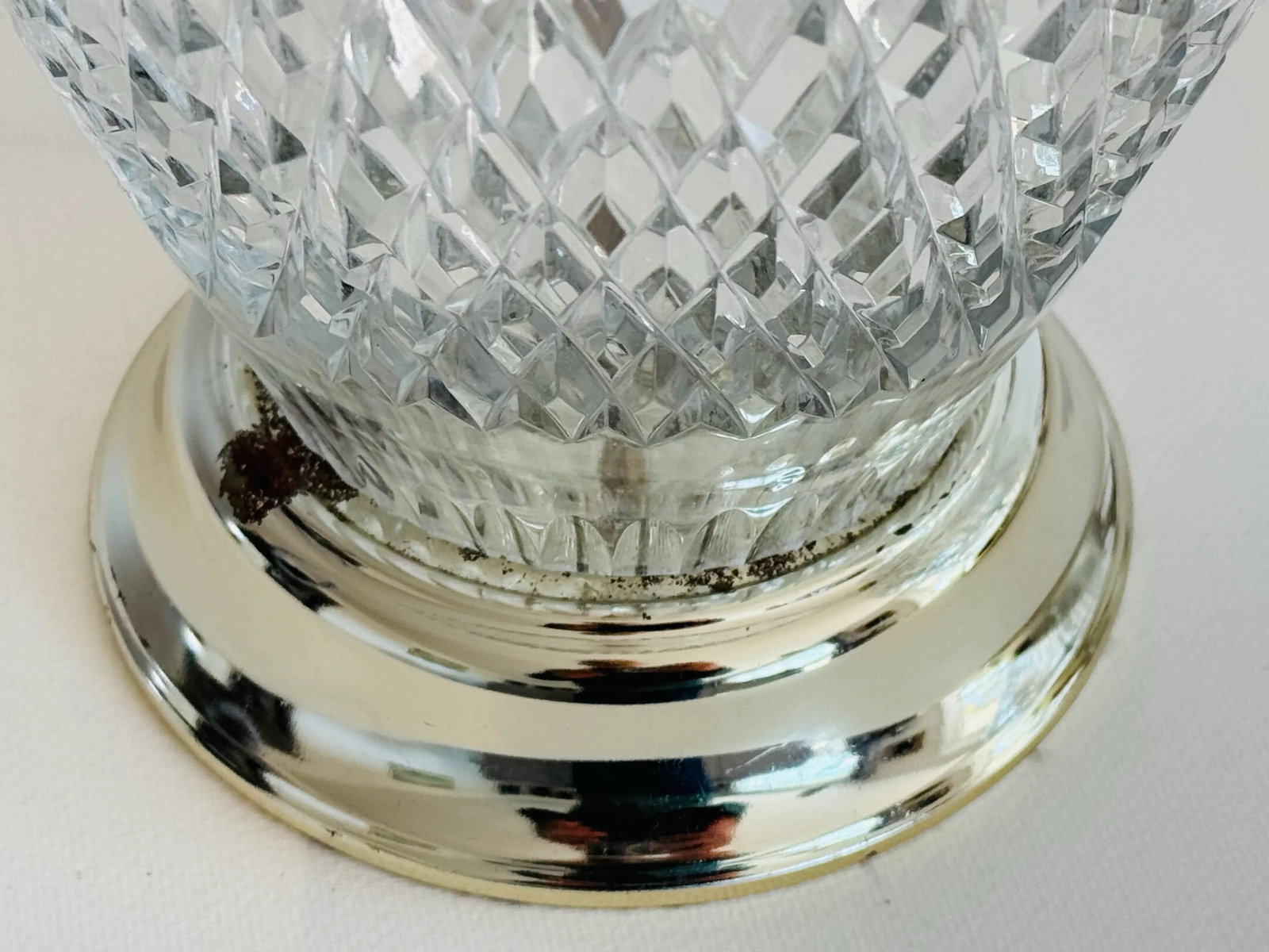 Vintage 1970s Diamond Pattern Lead Crystal Table Lamps, a Pair - 7