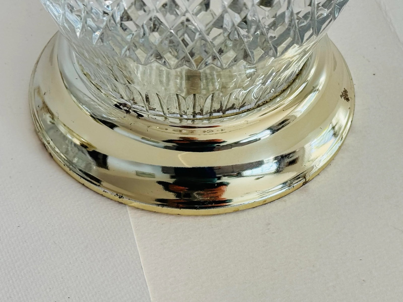 Vintage 1970s Diamond Pattern Lead Crystal Table Lamps, a Pair - 8