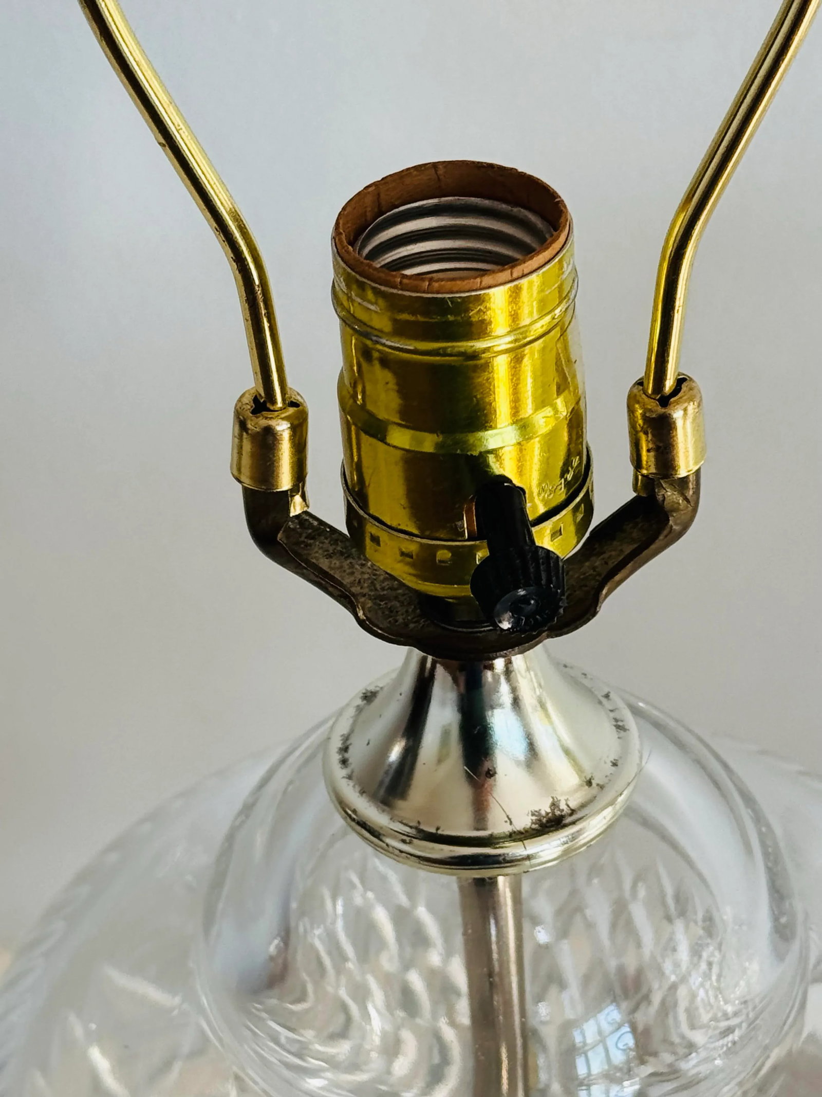 Vintage 1970s Diamond Pattern Lead Crystal Table Lamps, a Pair - 9