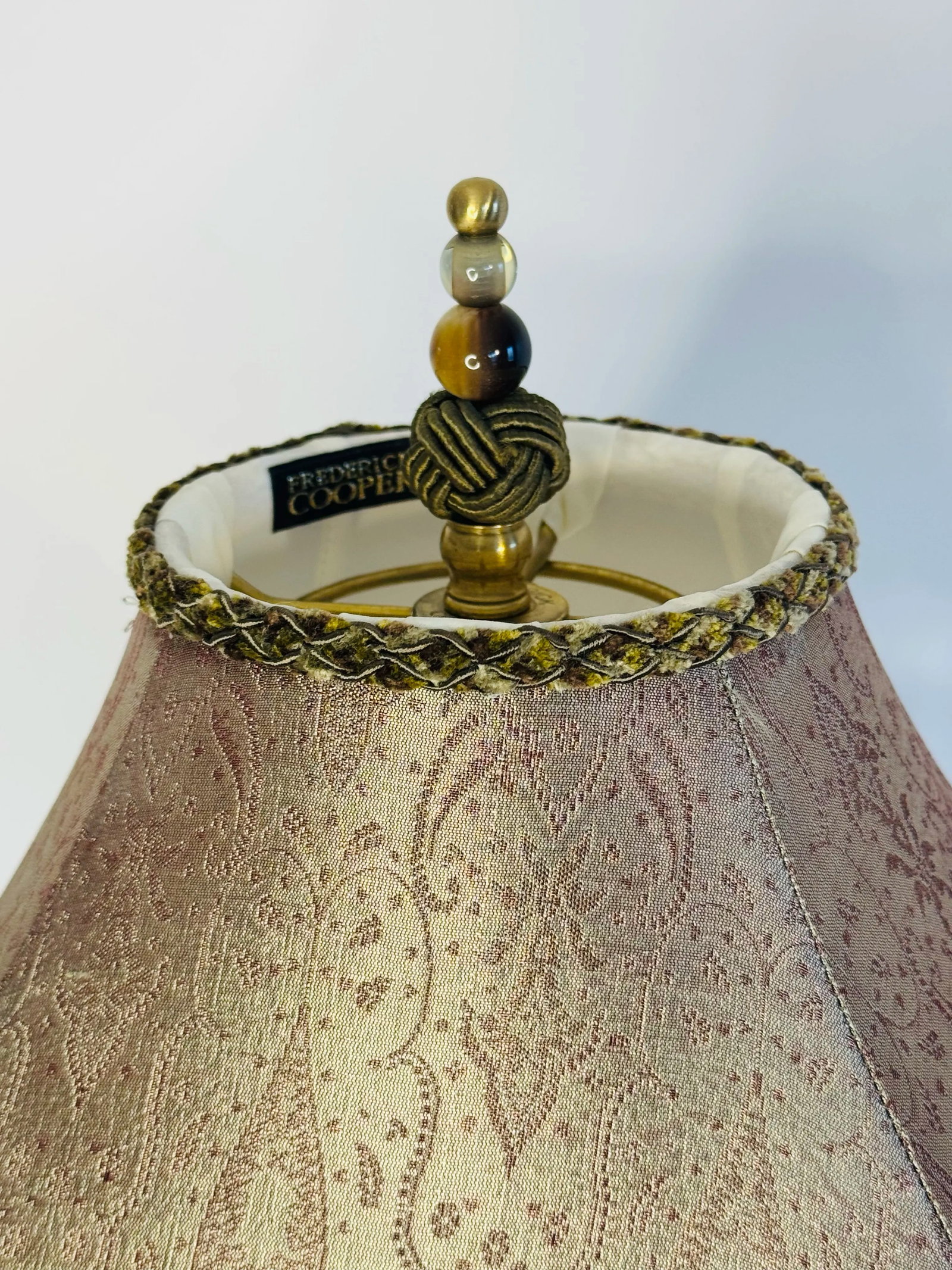 1980s Frederick Cooper Style White Marble & Gilt Metal Tall Table Lamp - 11