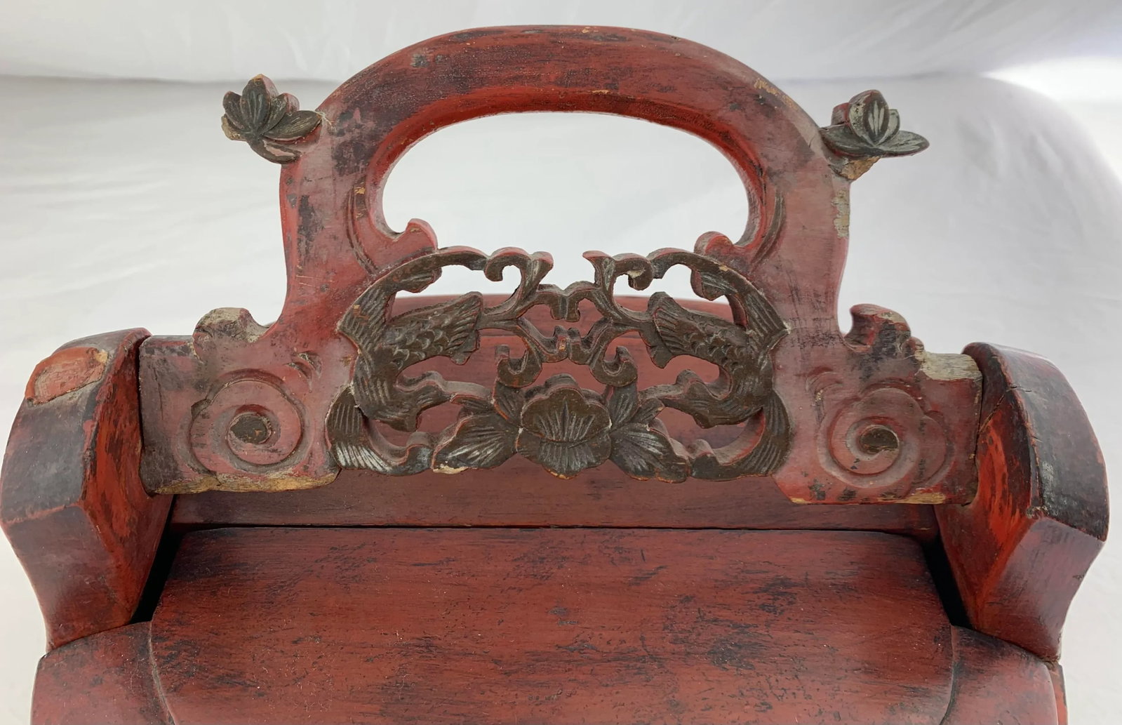 Antique Chinese Red Lacquered Wedding Bride Box - 4