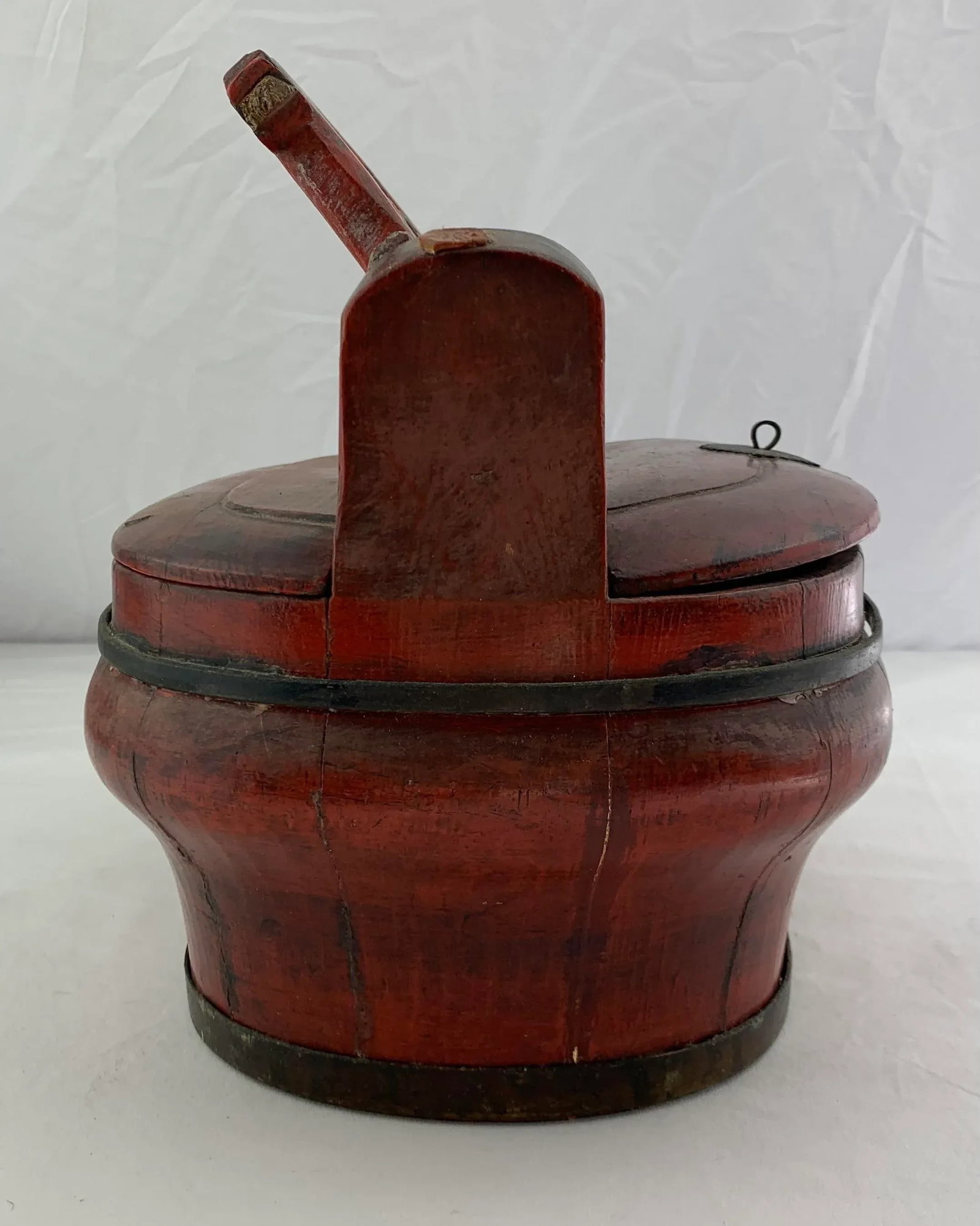 Antique Chinese Red Lacquered Wedding Bride Box - 5