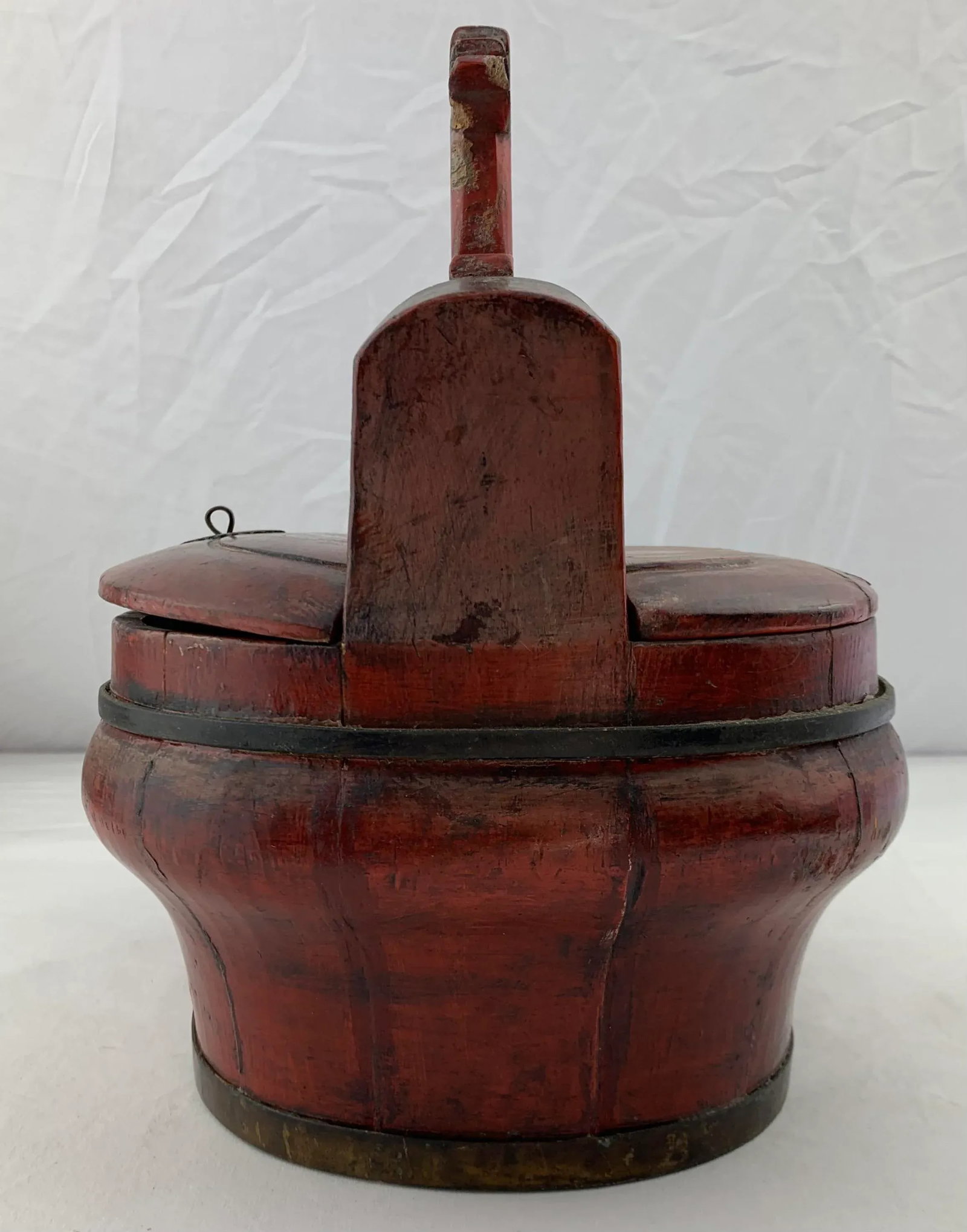 Antique Chinese Red Lacquered Wedding Bride Box - 7