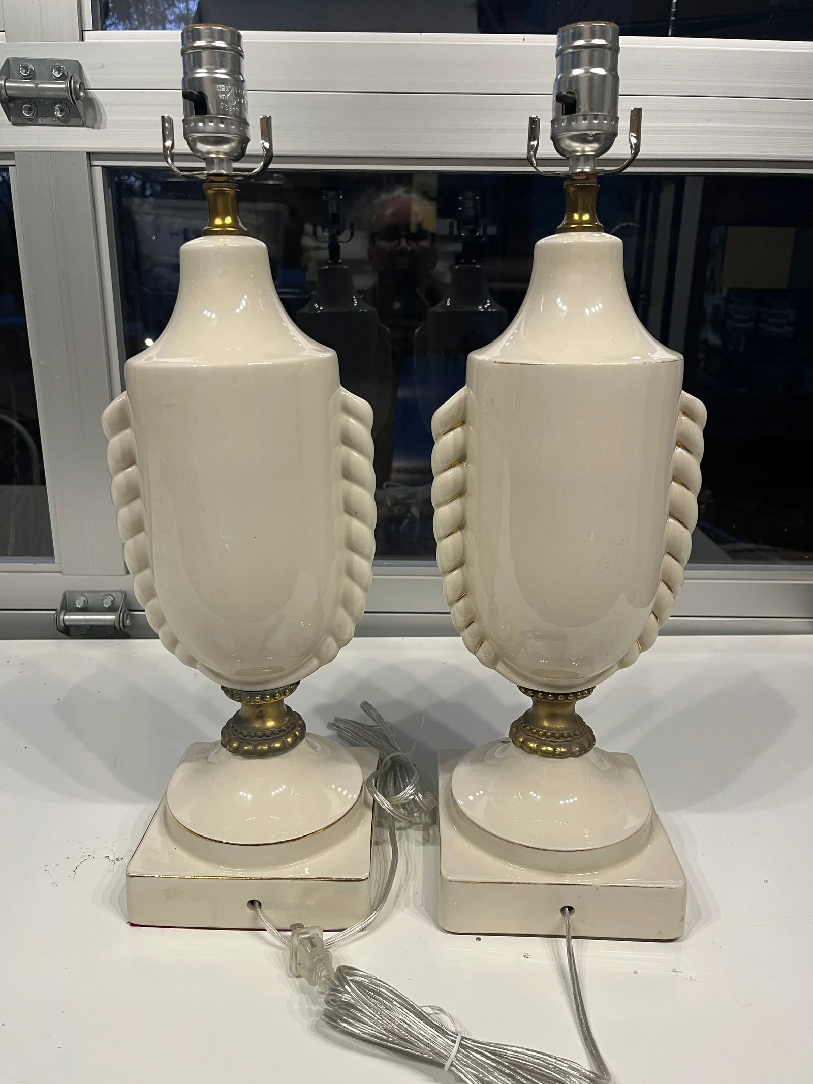 Pair Midcentury Urn Brass and Ceramic Table Lamps - 5